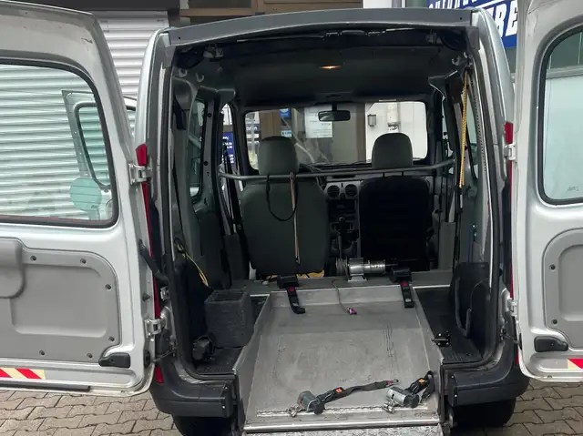 Nissan Kubistar Kubistar dCi 70 dCi70 Comfort / Behindertenumbau