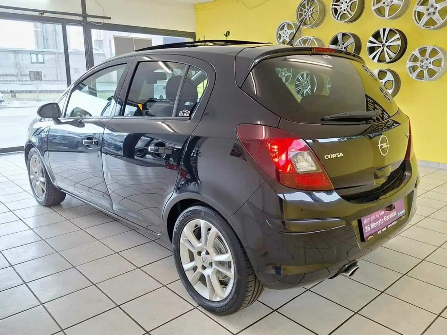 Opel Corsa Sport GUTER ZUSTAND, KLIMA, AUTOMATIK Schwarz - 2