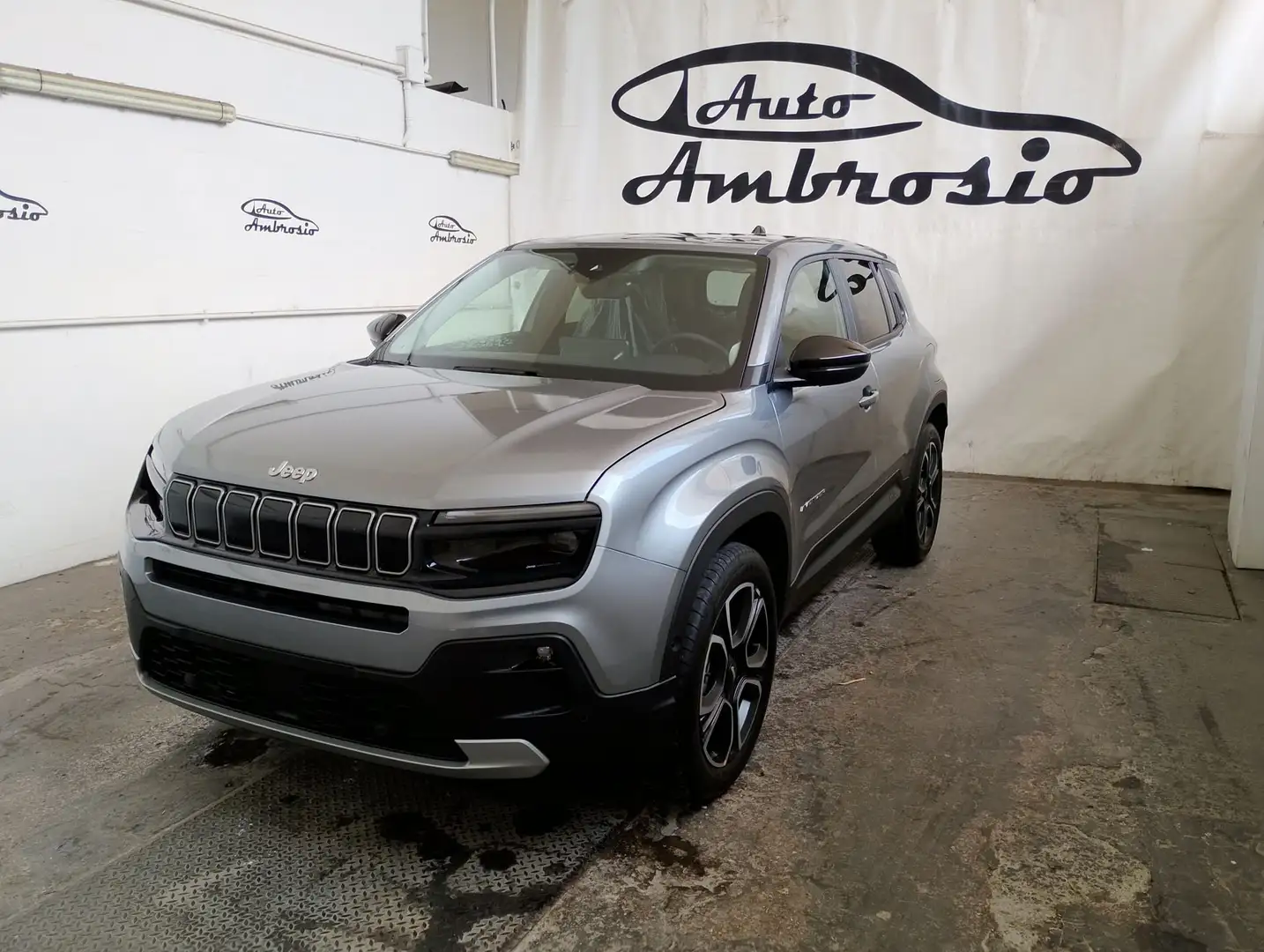 Jeep Avenger 1.2 Turbo MHEV Summit Czarny - 1