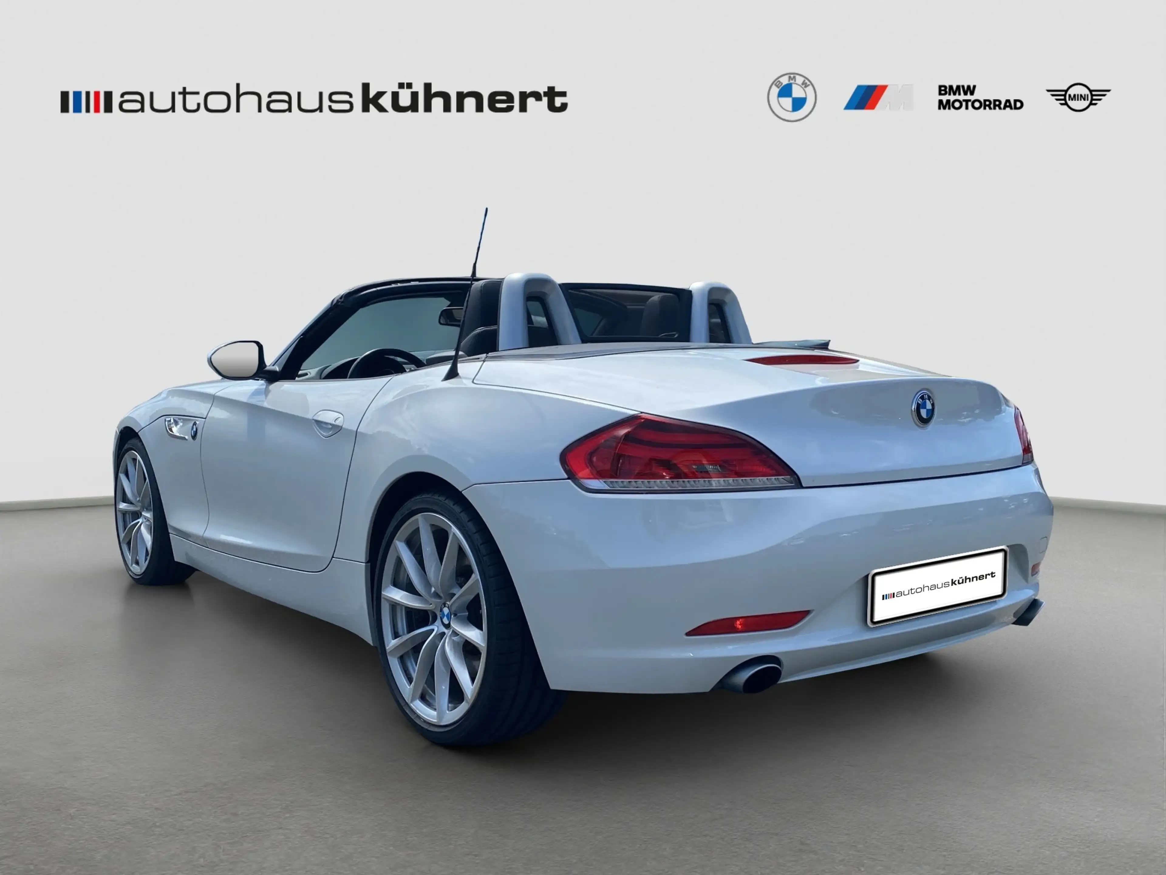 BMW Z4 sDrive 35i 6-Gang RadioProf FernliAss SitzHz — photo 5