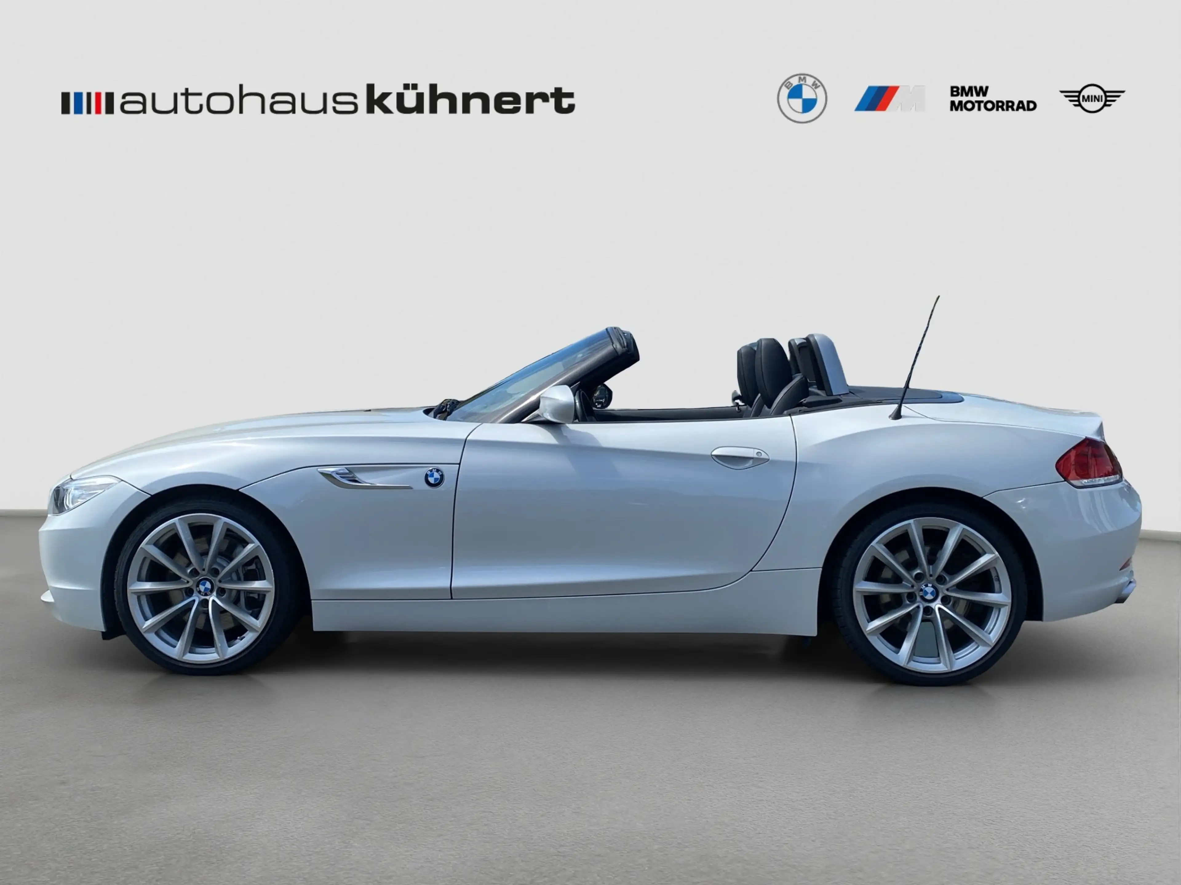 BMW Z4 sDrive 35i 6-Gang RadioProf FernliAss SitzHz — photo 4