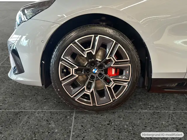 BMW I5 view 10