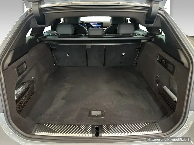 BMW I5 view 11