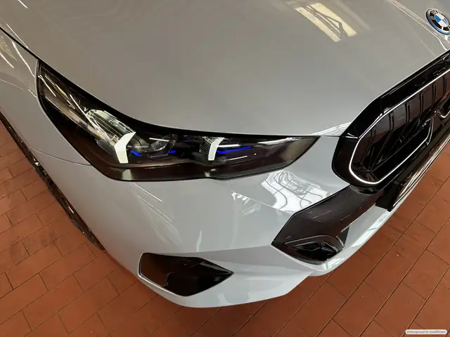 BMW I5 view 9