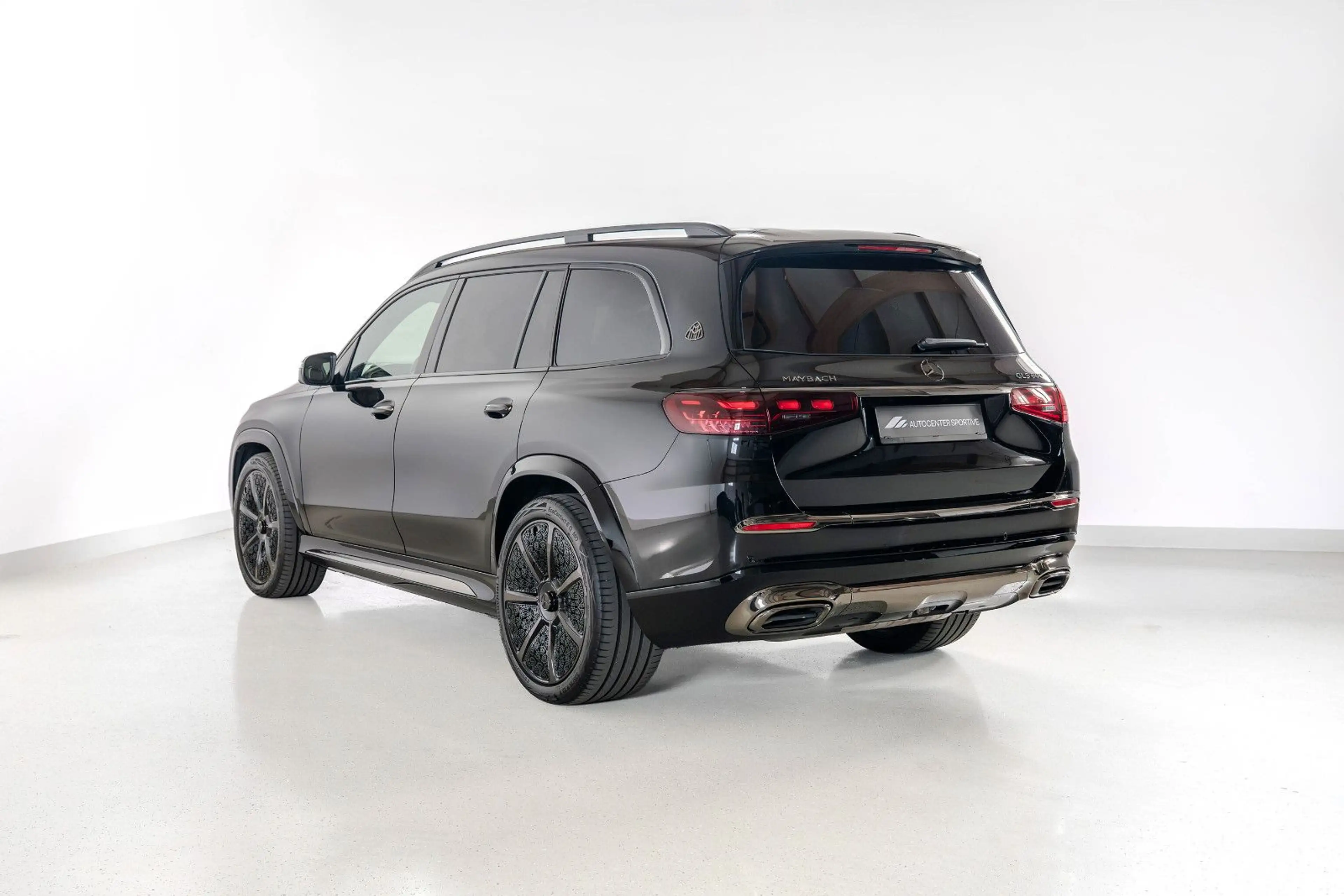 Mercedes-Benz GLS 600 Maybach NIGHT SERIES — photo 6