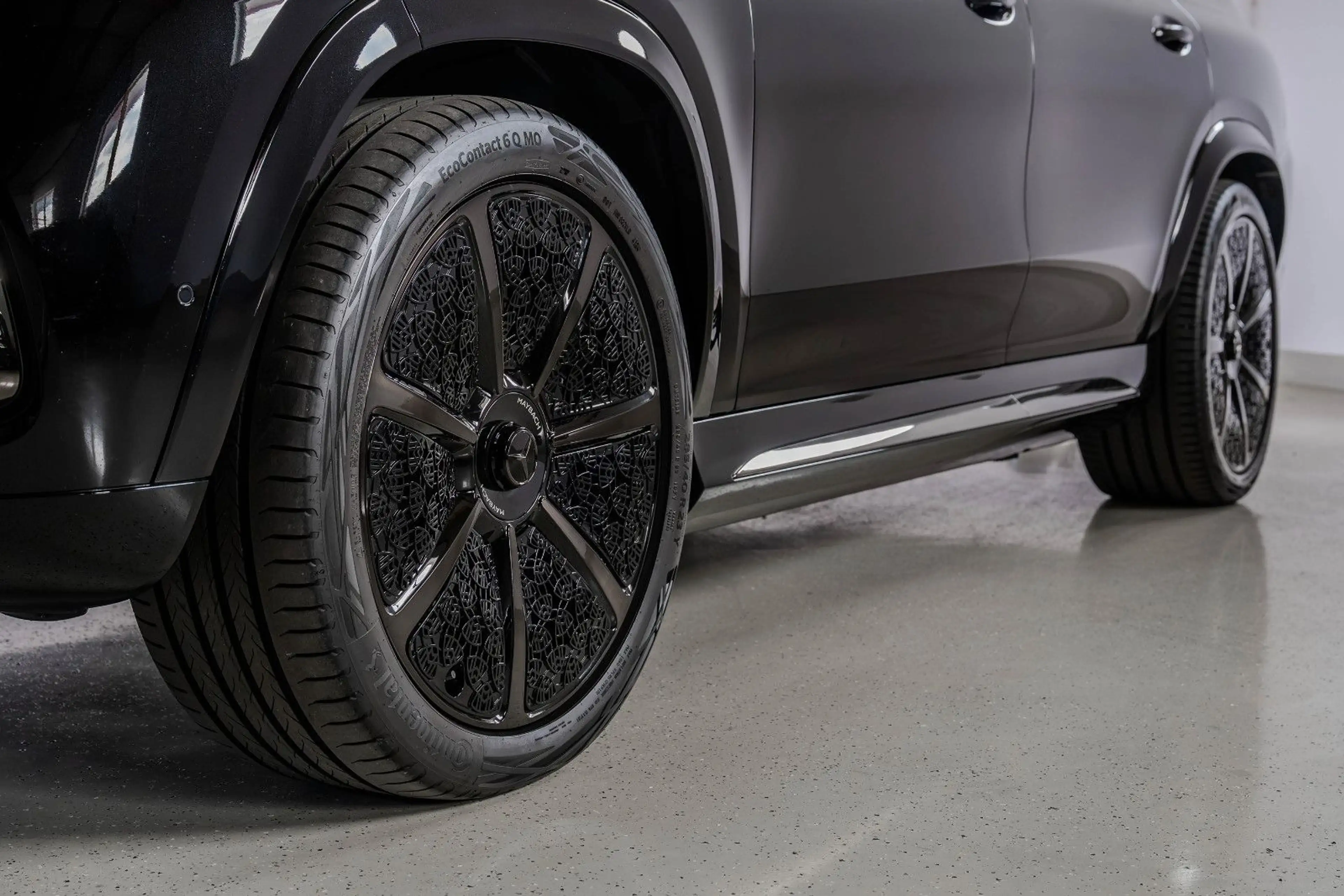 Mercedes-Benz GLS 600 Maybach NIGHT SERIES — photo 13
