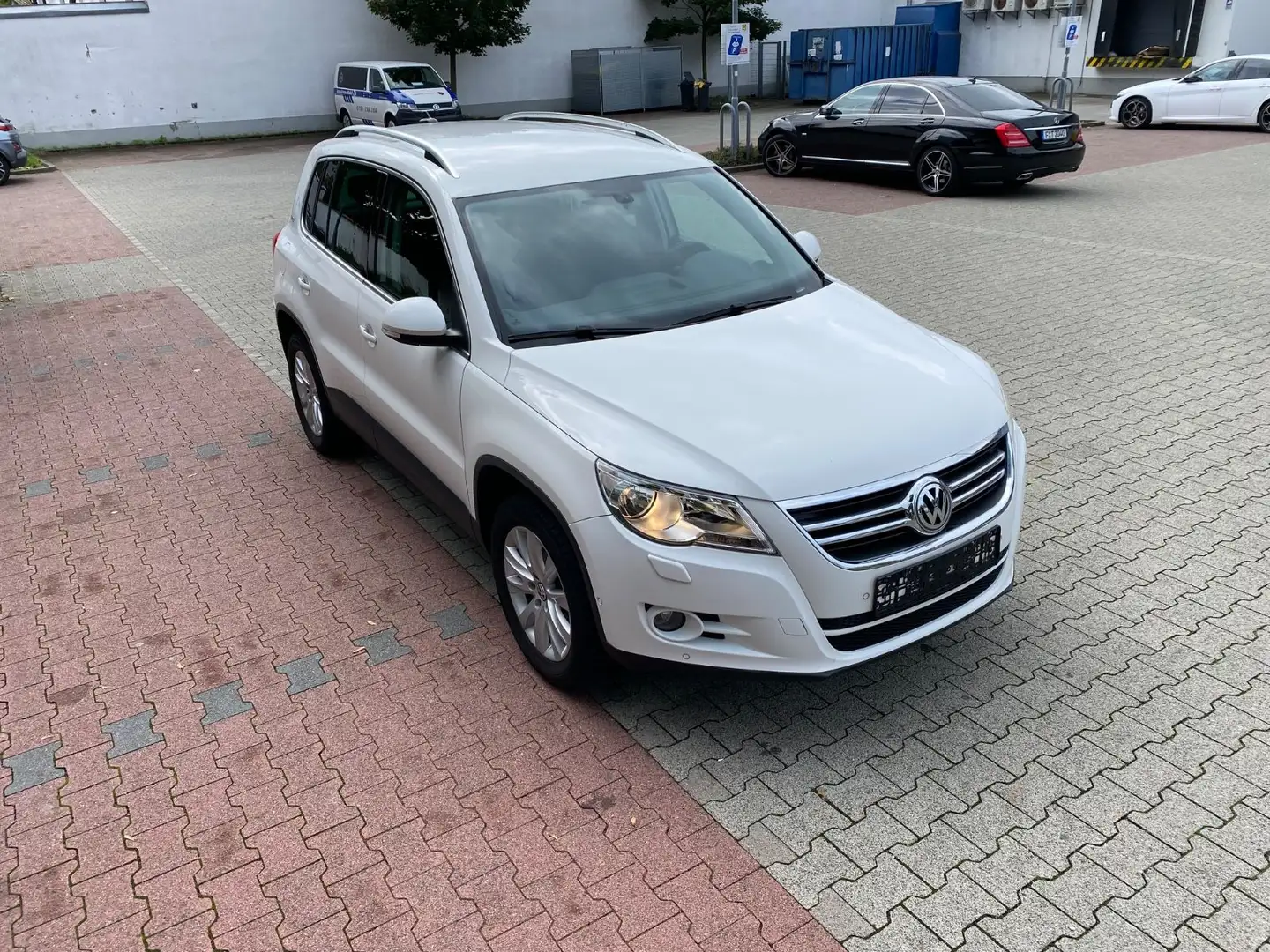 Volkswagen Tiguan 2.0 TDI 4MOTION/Parkpilot Blanc - 2
