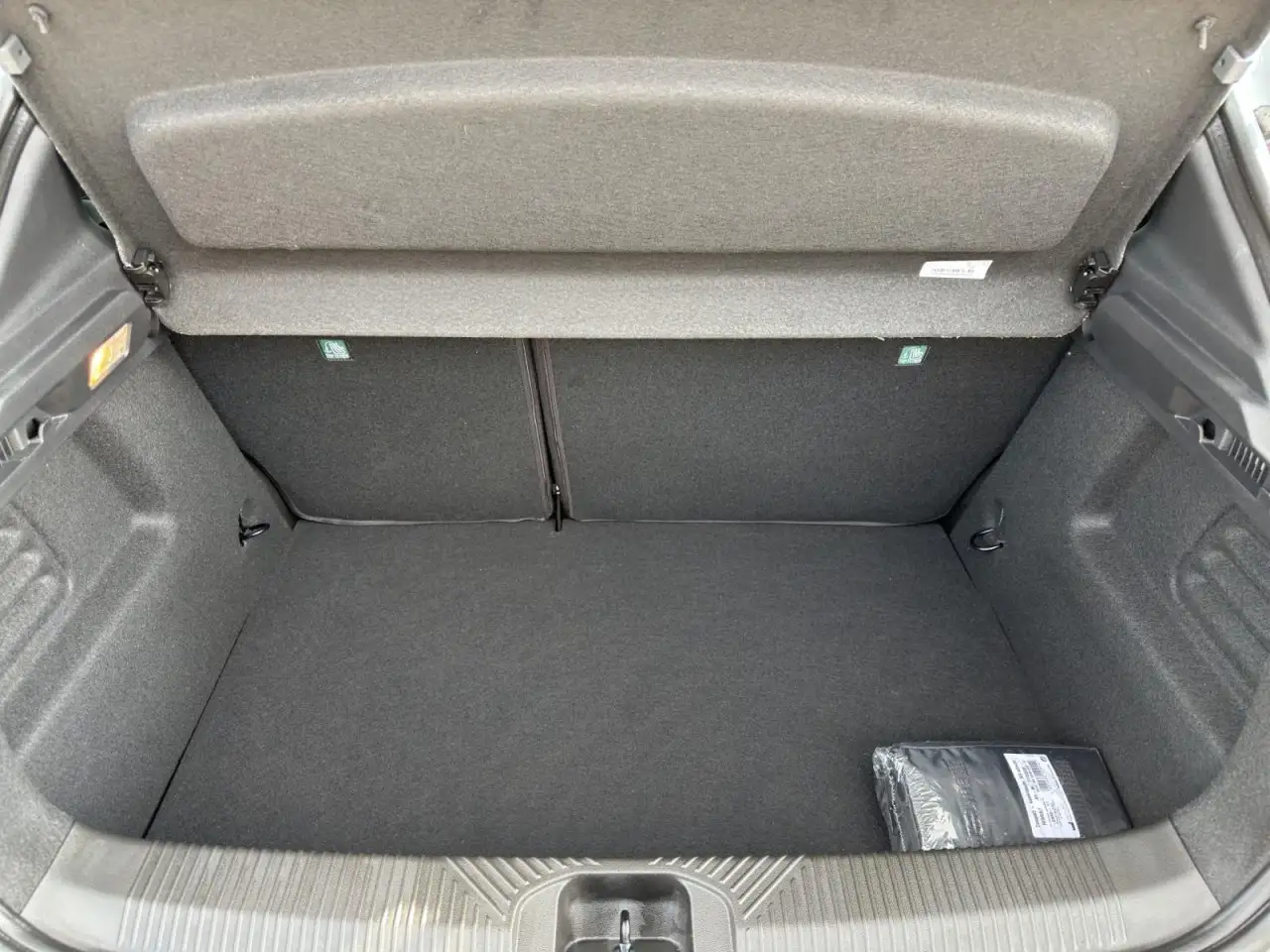 Renault Clio VI 160 E-Tech Full Hybrid Techno Klima Navi 7