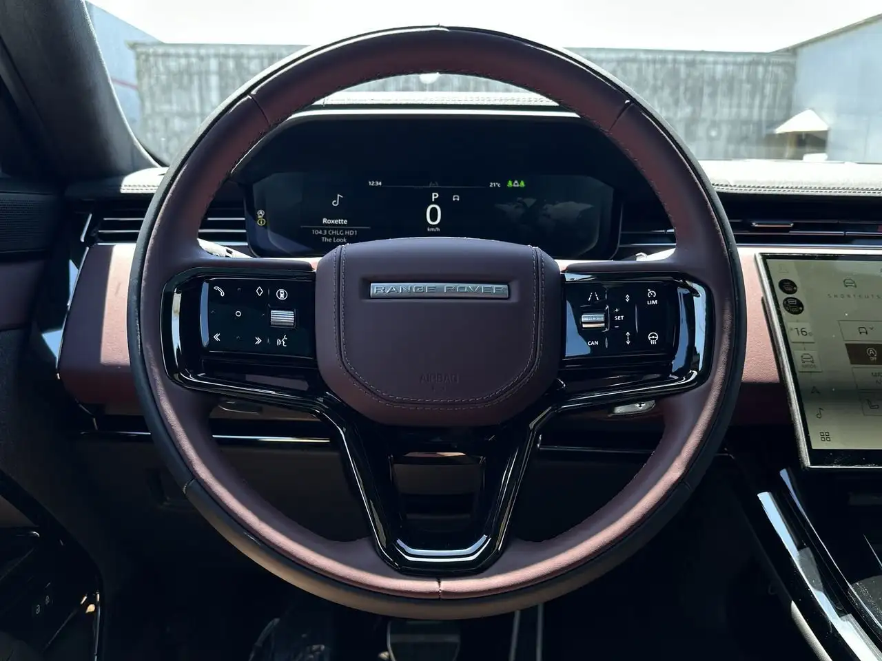 Land Rover Range Rover Sport снимка Land Rover Range Rover Sport