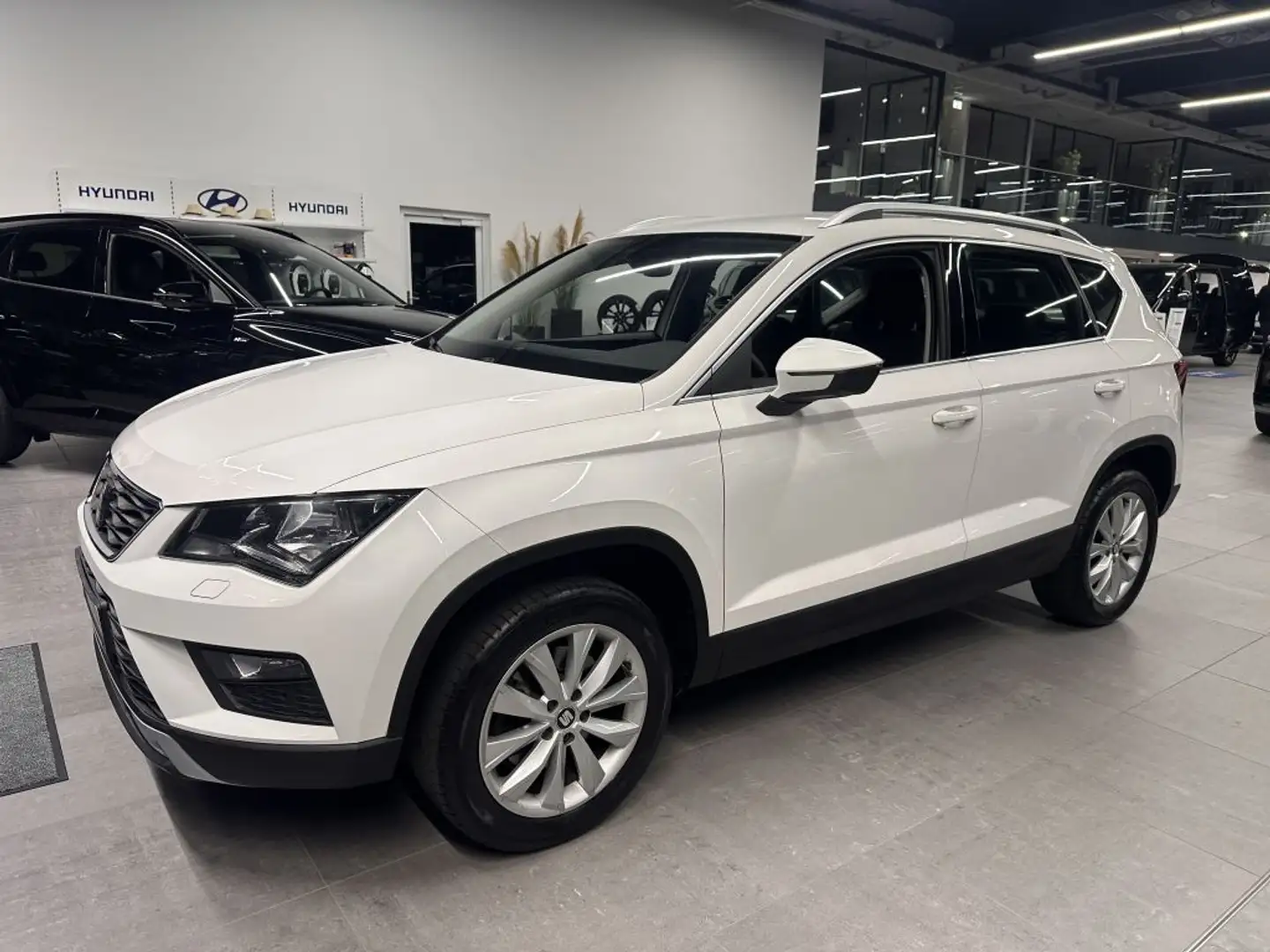 SEAT Ateca 1.4 ECO TSI STYLE +AHK+NAVI+RFK+ Alb - 1