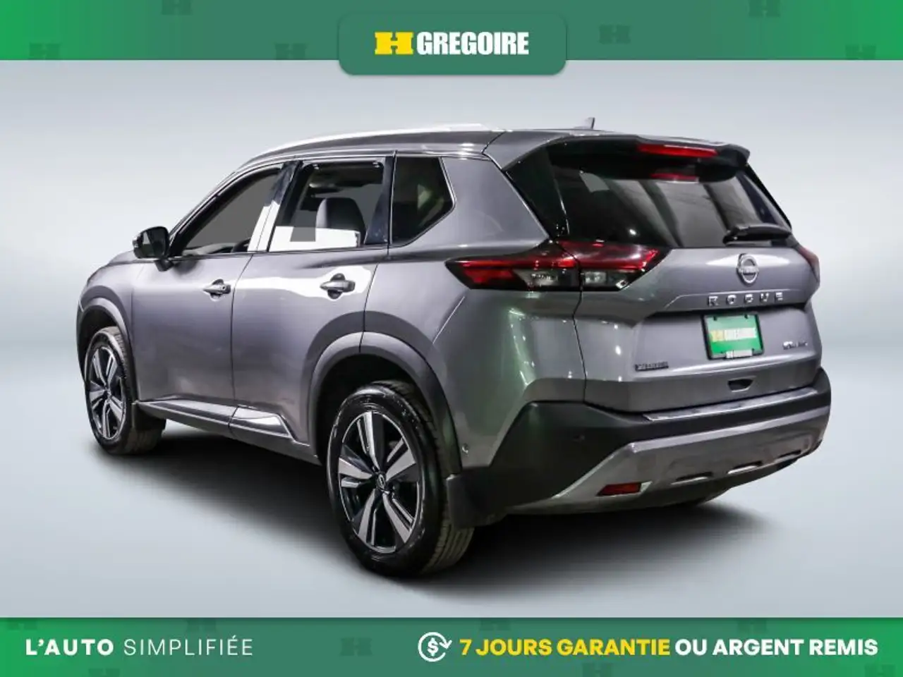 Nissan Rogue снимка Nissan Rogue
