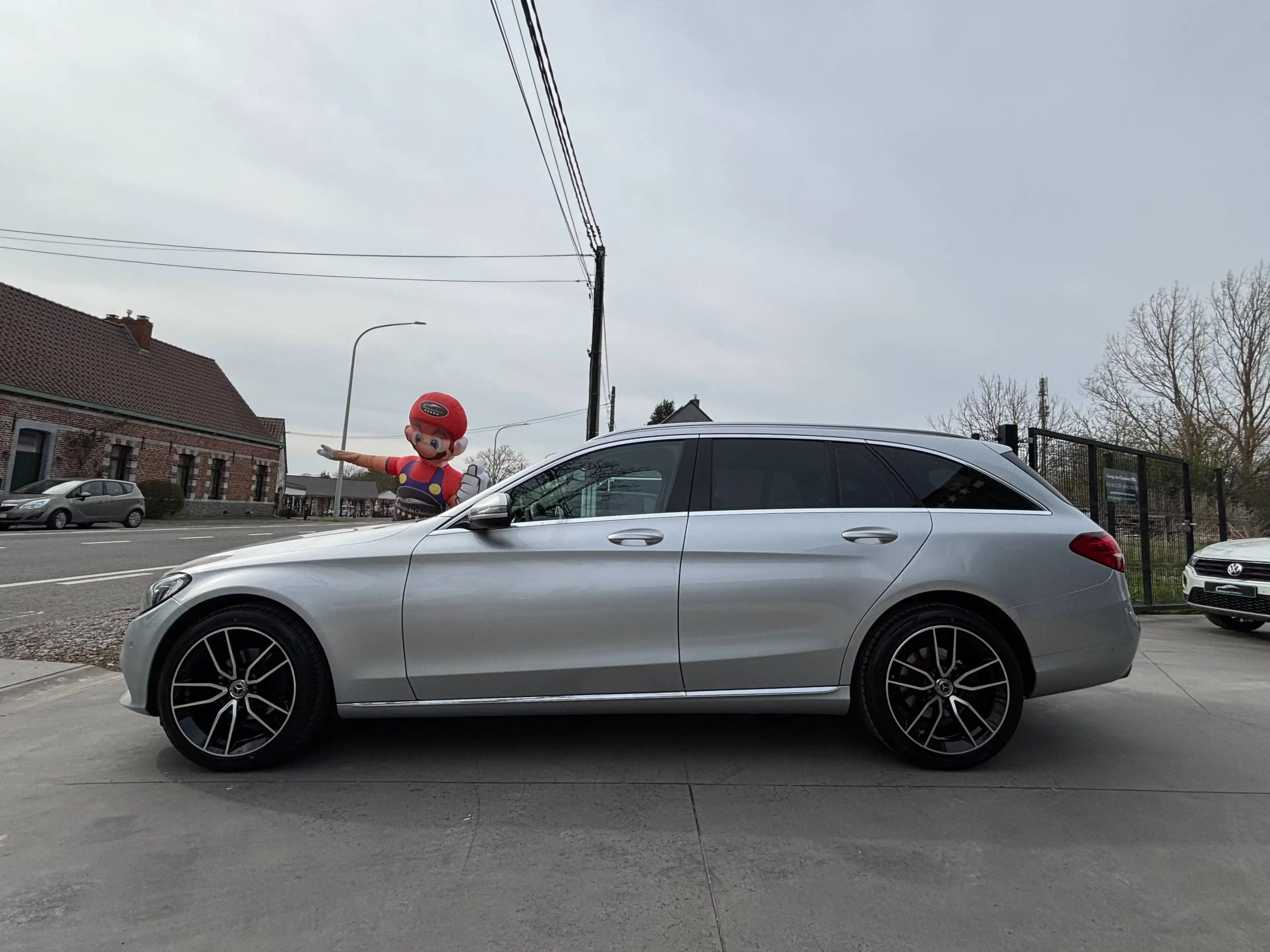 Mercedes-Benz C 180 d - ! Attelage ! - 7G Tronic - Navi - Cuir - Eu6b — photo 8