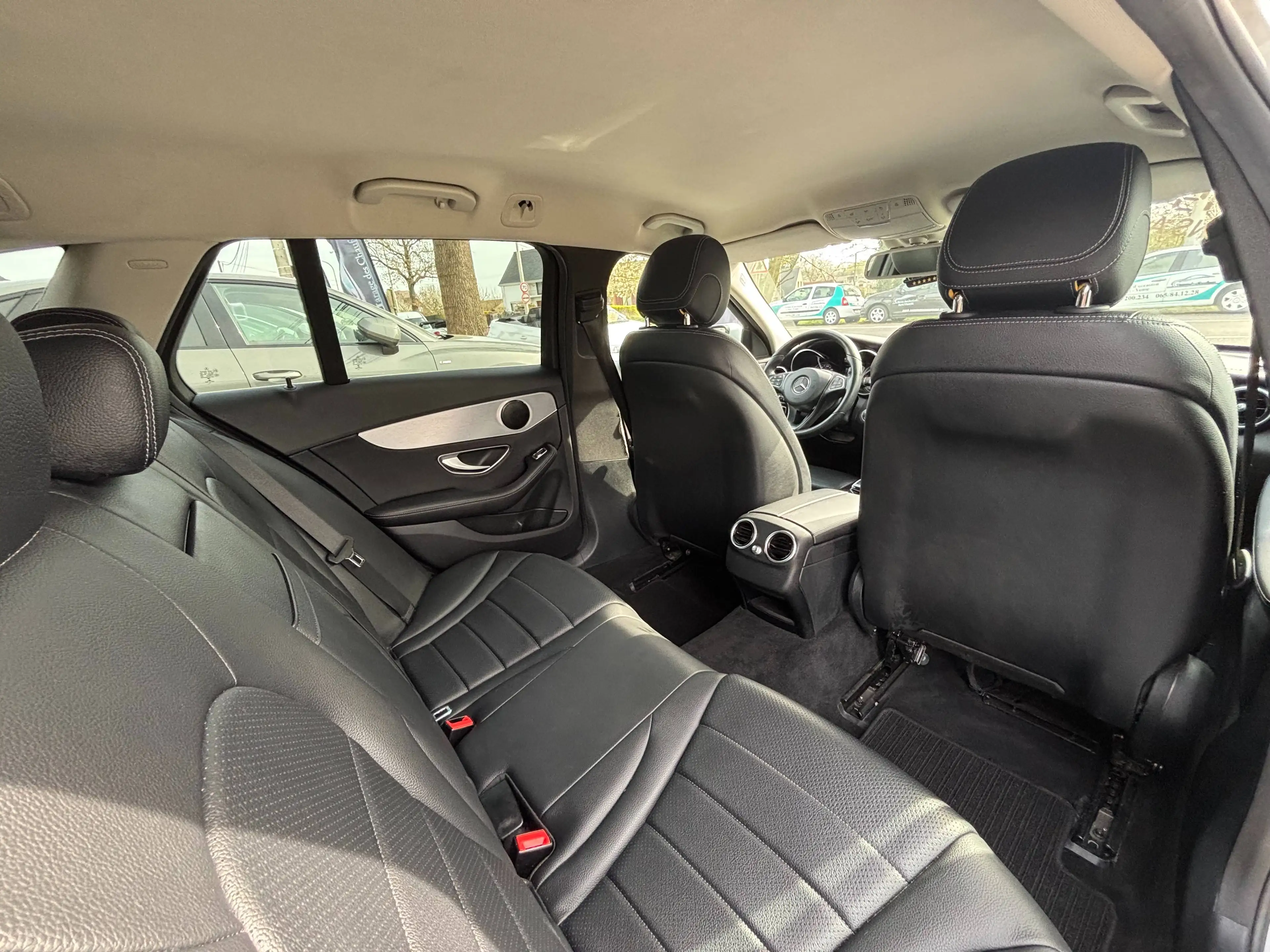Mercedes-Benz C 180 d - ! Attelage ! - 7G Tronic - Navi - Cuir - Eu6b — photo 15
