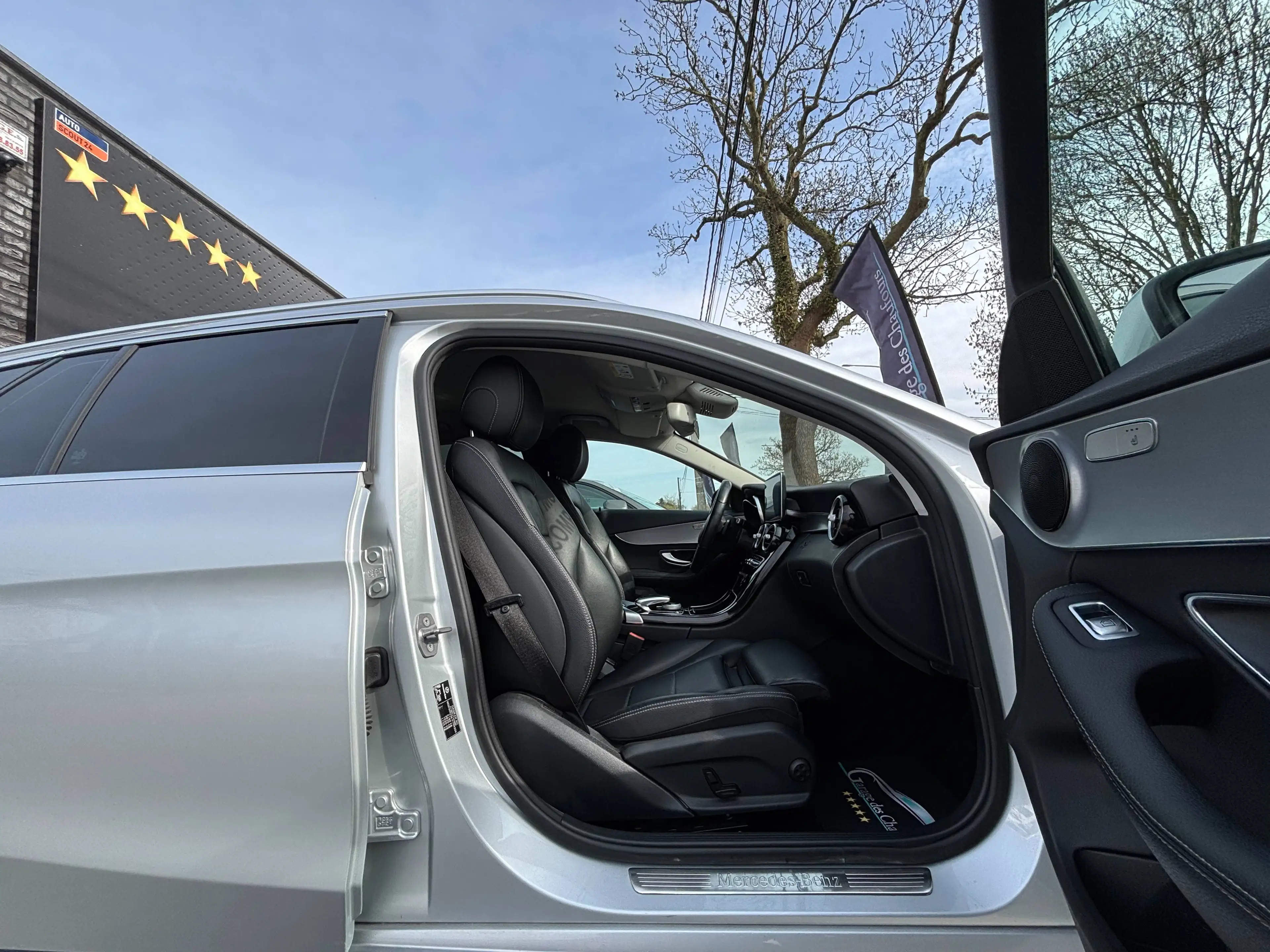 Mercedes-Benz C 180 d - ! Attelage ! - 7G Tronic - Navi - Cuir - Eu6b — photo 13