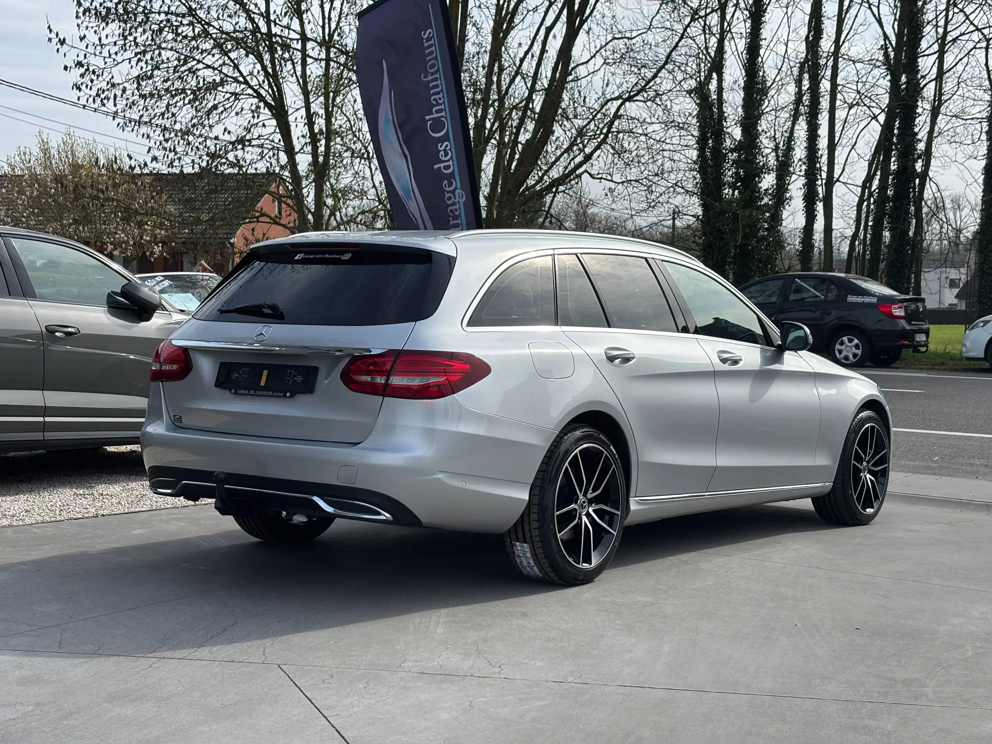 Mercedes-Benz C 180 d - ! Attelage ! - 7G Tronic - Navi - Cuir - Eu6b — photo 5