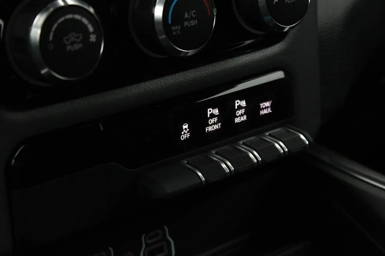 RAM 1500 fotografie RAM 1500