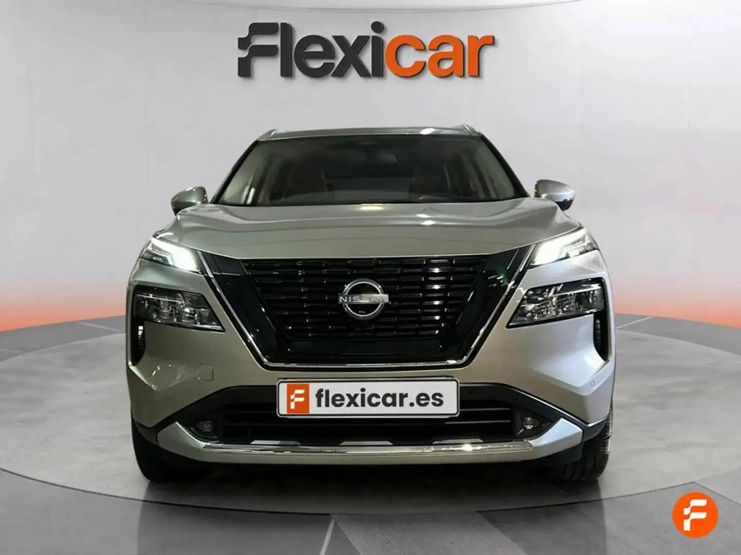 Nissan X-Trail 5pl 1.5 e-POWER 152kW 4x2 A/T Tekna Gris - 2