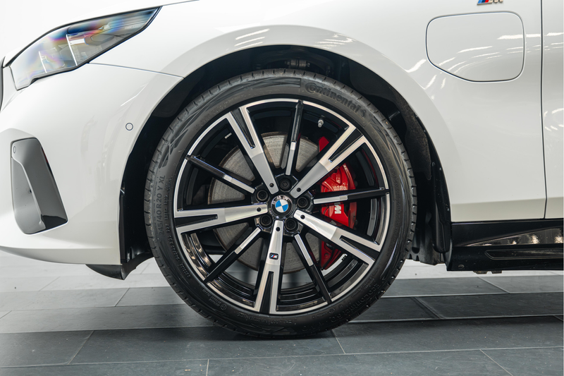 BMW 550 5 Serie Touring 550e xDrive M Sport Automaat / Tre — photo 14