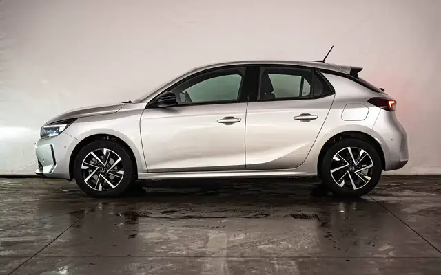 Opel Corsa view 2