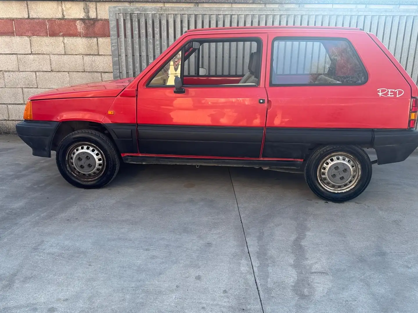 SEAT Marbella 850 red - 1