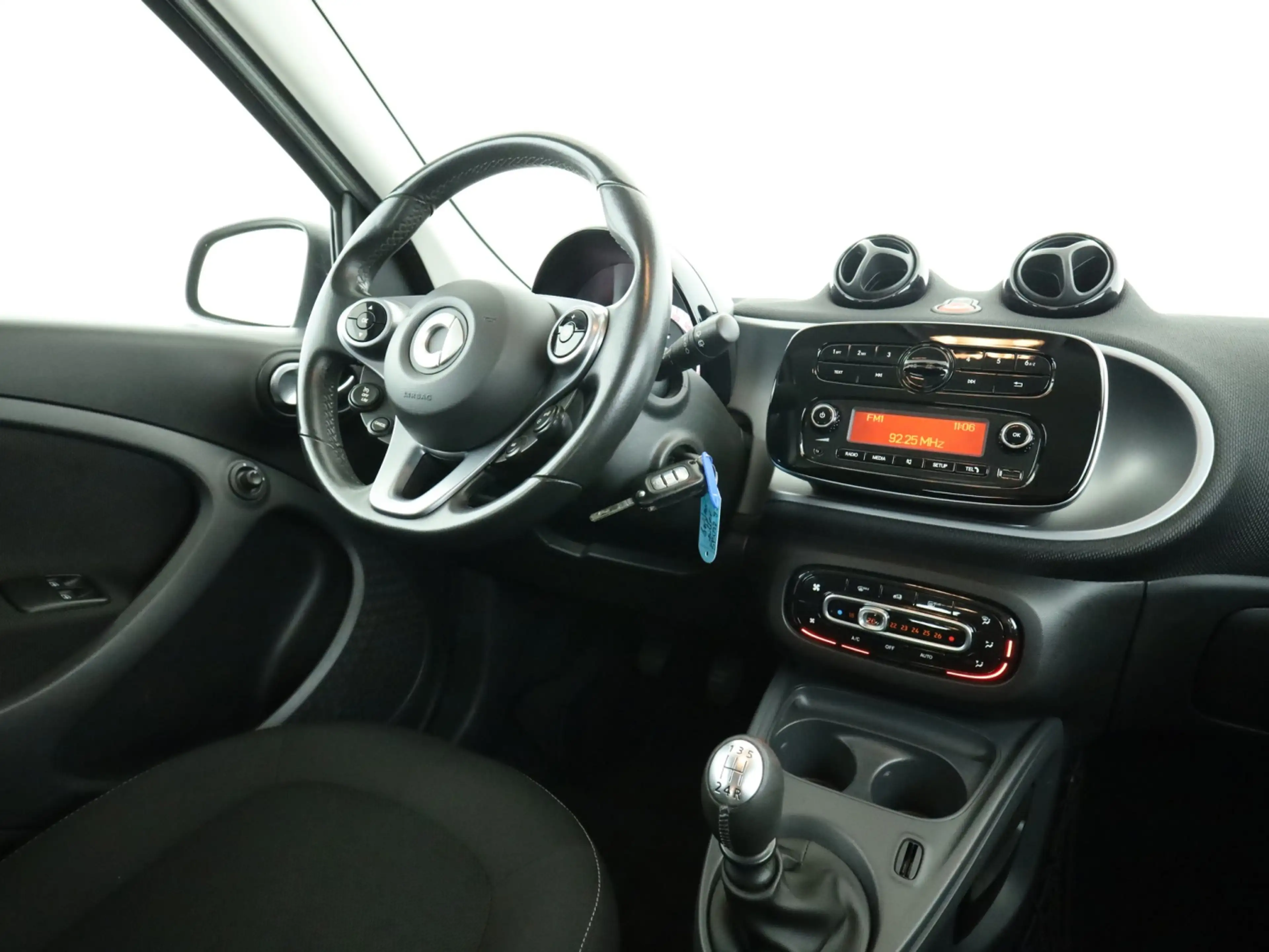 smart forFour 66 kW turbo *Cool & Audio Paket*Sitzhzg* — photo 10