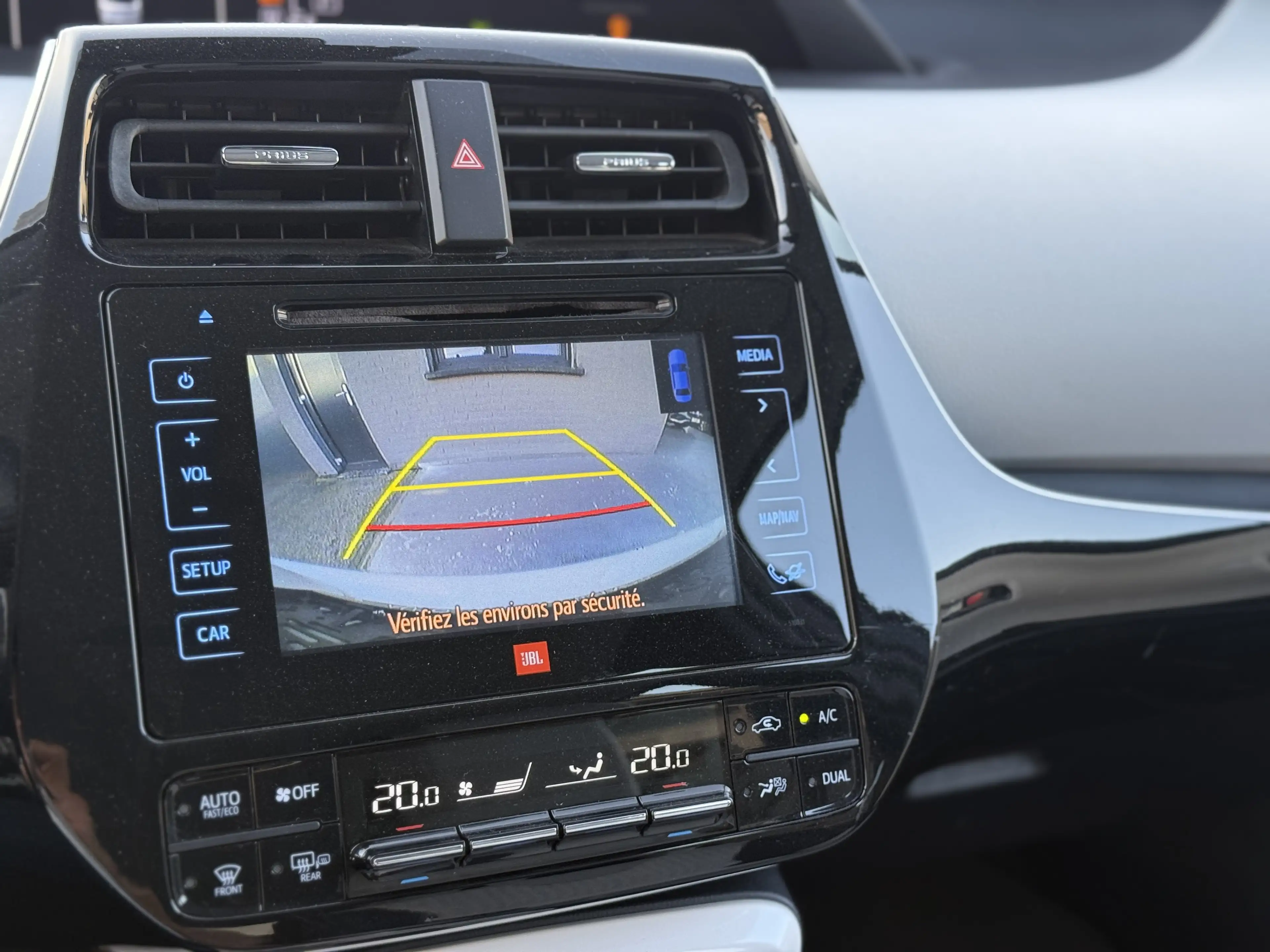 Toyota Prius *1.8 HYBRID,1ER PROPRIO,CAMERA,GPS,CRUISE CONTROL* — photo 12
