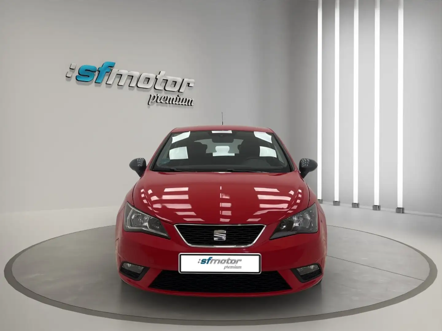 SEAT Ibiza 1.4TDI CR S&S Style 90 Rojo - 2