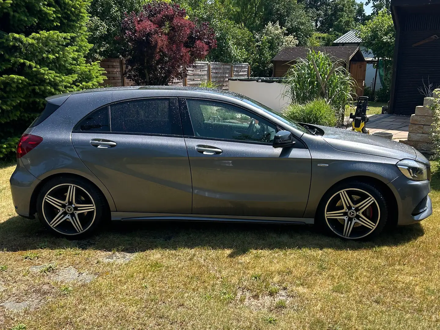 Mercedes-Benz A 250 A 250 Sport 7G-DCT Grau - 1