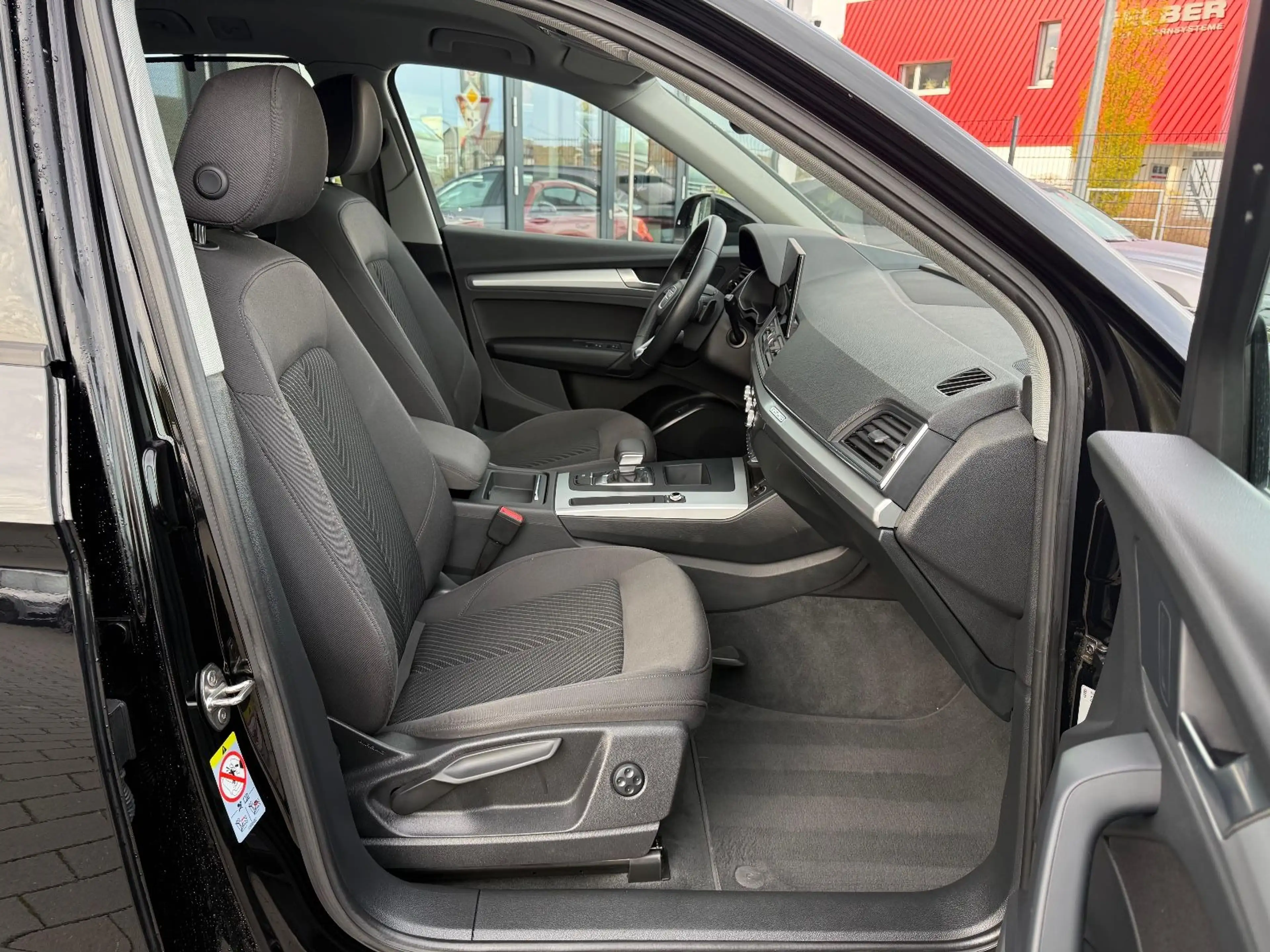 Audi Q5 40 TDI quattro Business/R-Kamera/AHK/Head Up — photo 15