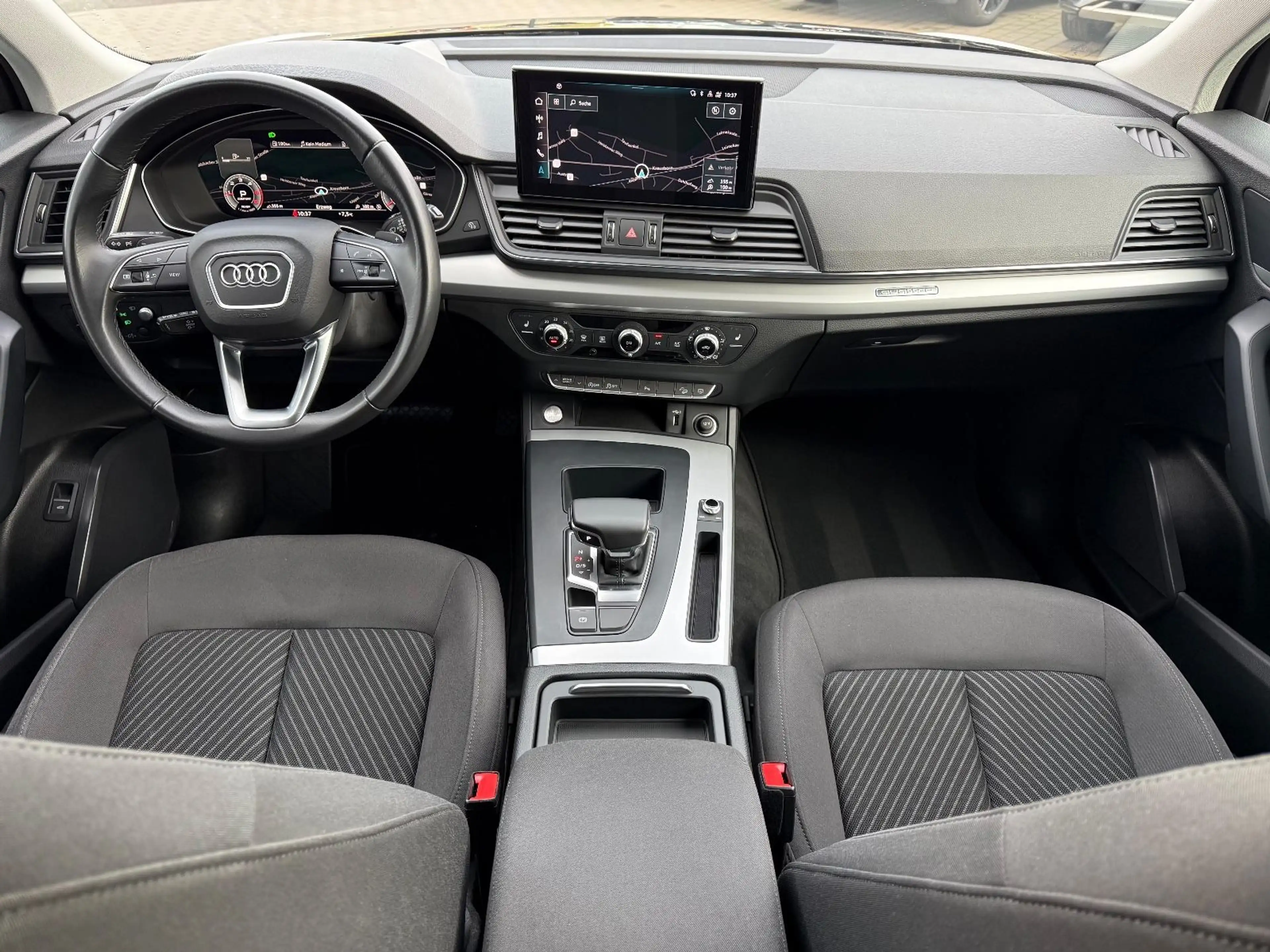Audi Q5 40 TDI quattro Business/R-Kamera/AHK/Head Up — photo 11