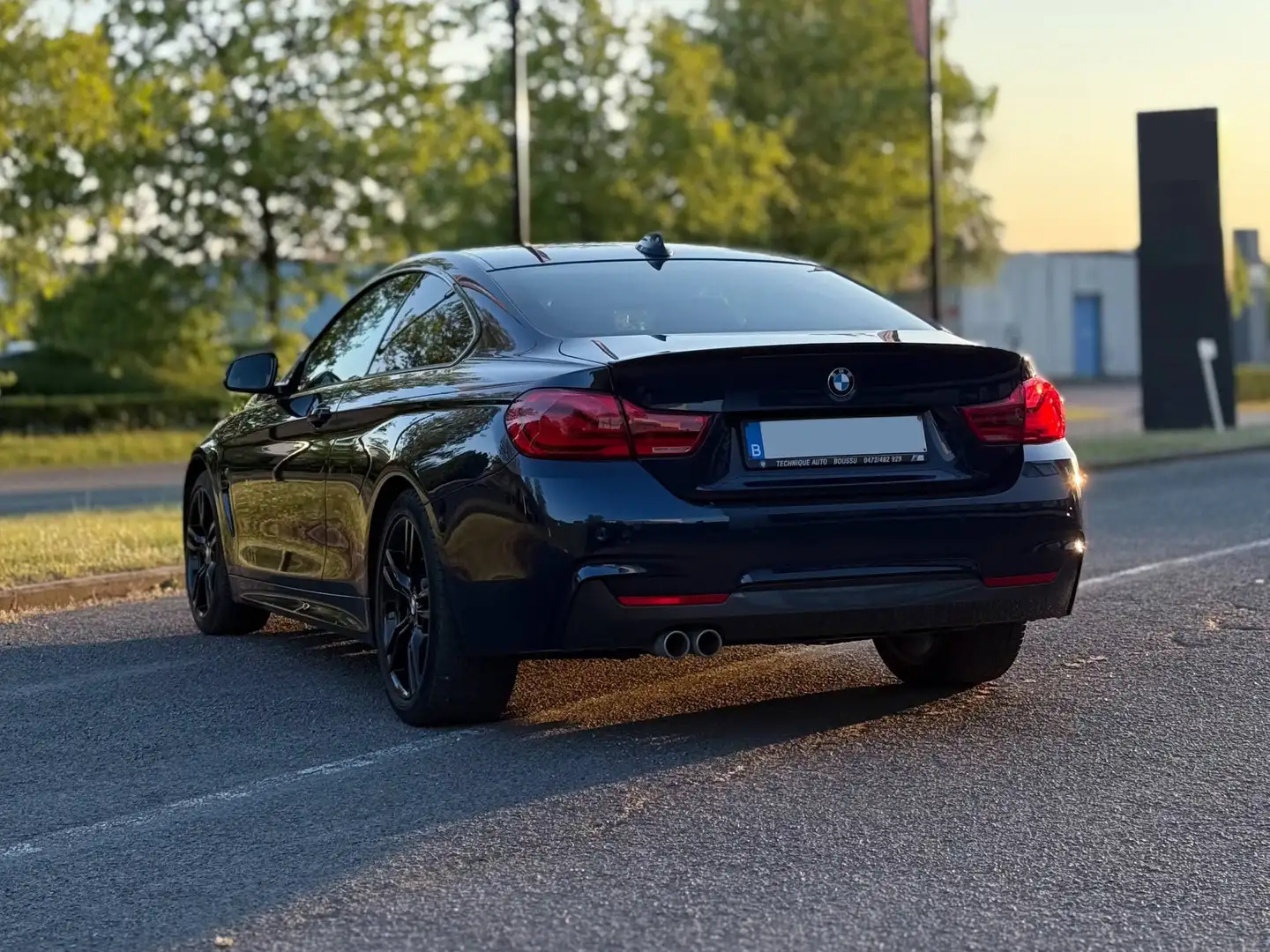 BMW 420 Coupé 420 d Pack M plava - 2