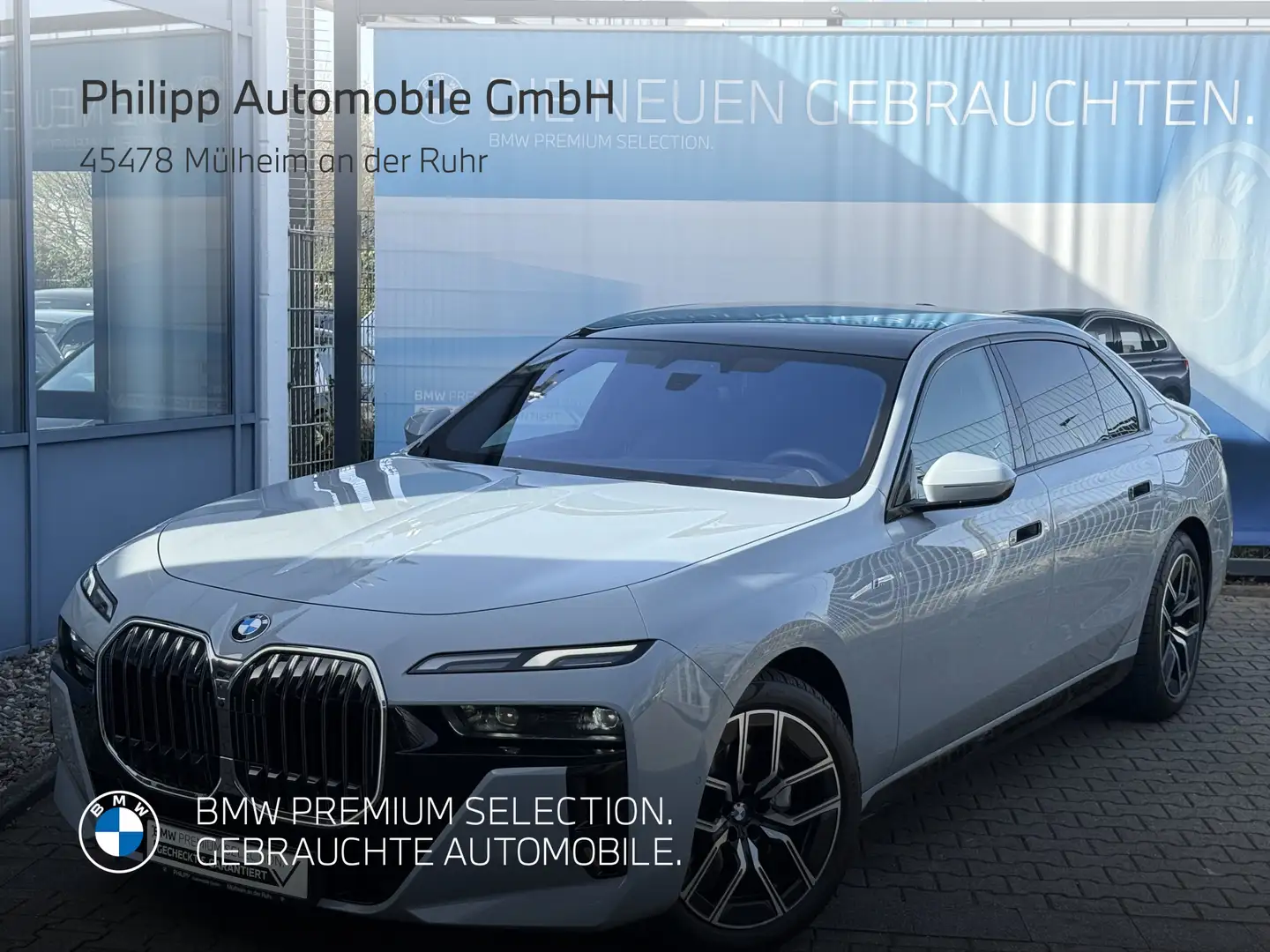 BMW 740 d xDrive M Sport AHK StHzg P.SKY Autobahnas. siva - 2