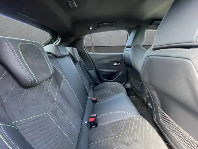 Peugeot 208 view 14