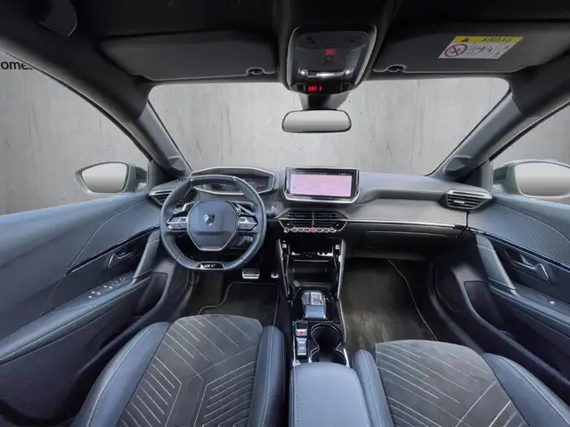 Peugeot 208 view 12