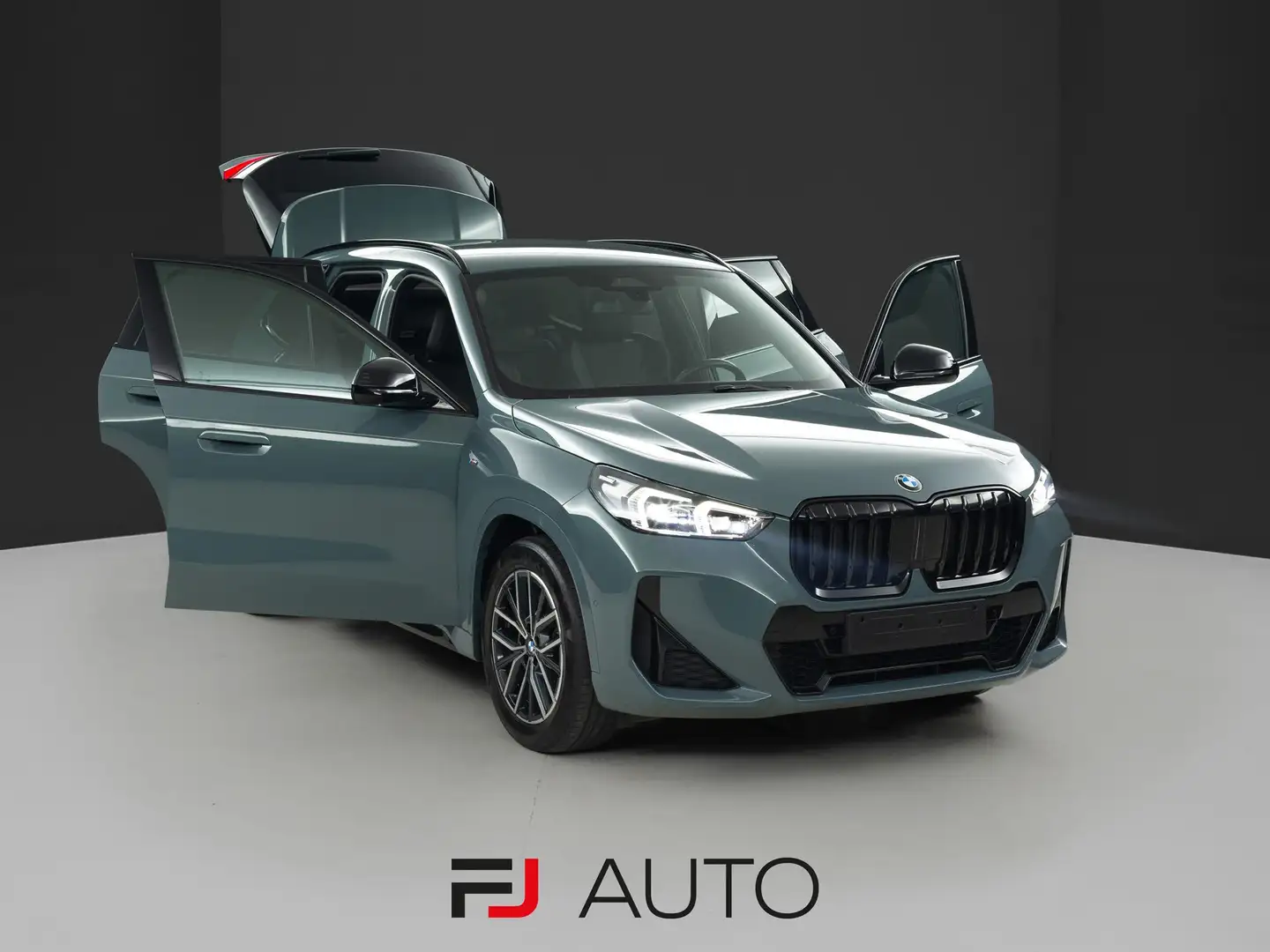 BMW X1 xDrive23d mhev 48V MSport auto M Sport Szürke - 2