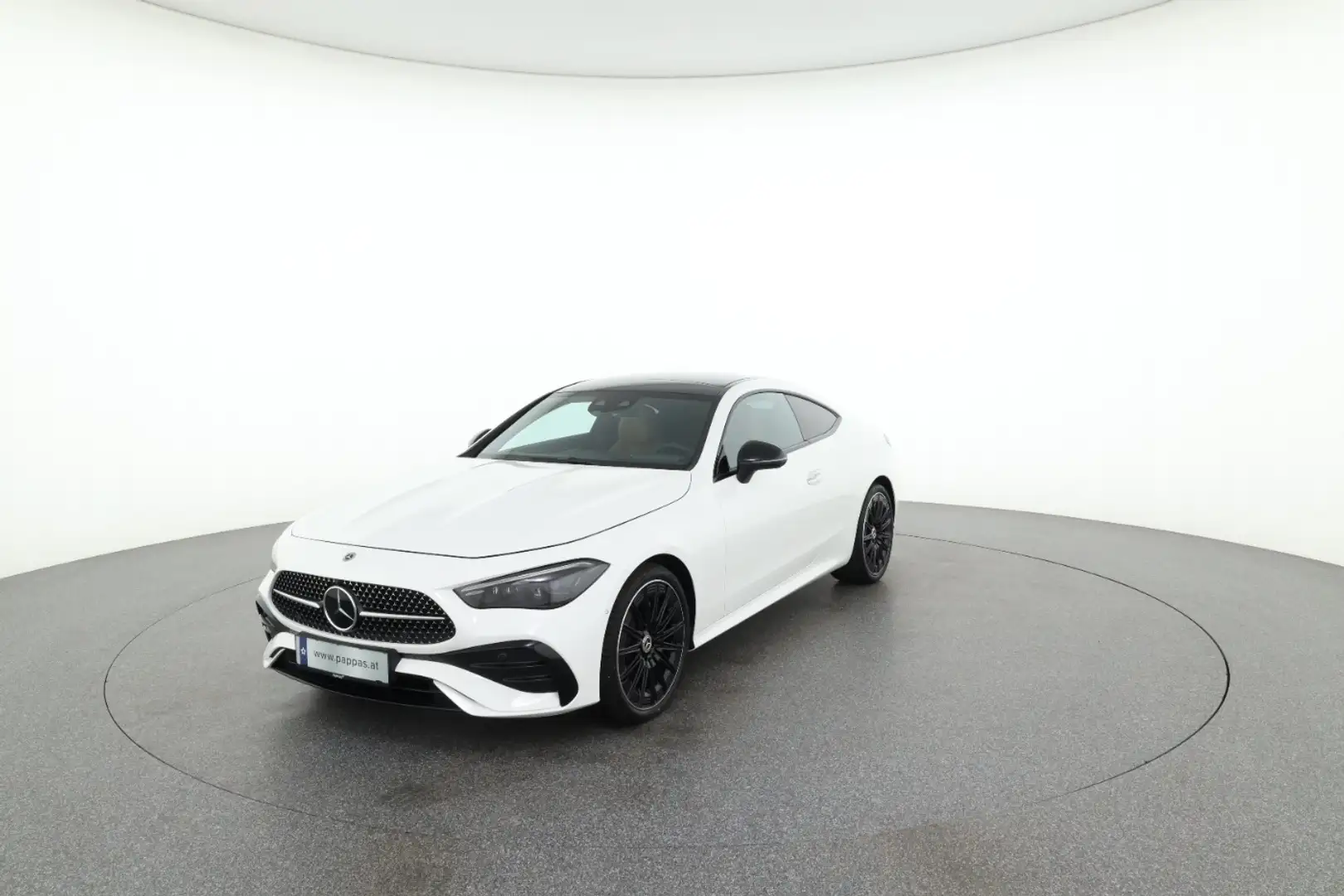 Mercedes-Benz CLE 200 4MATIC Coupé LED Sitzklima Pano HUD Cam Blanc - 1