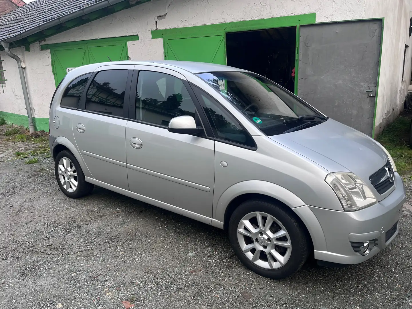 Opel Meriva Meriva 1.6 16V Edition Silber - 1