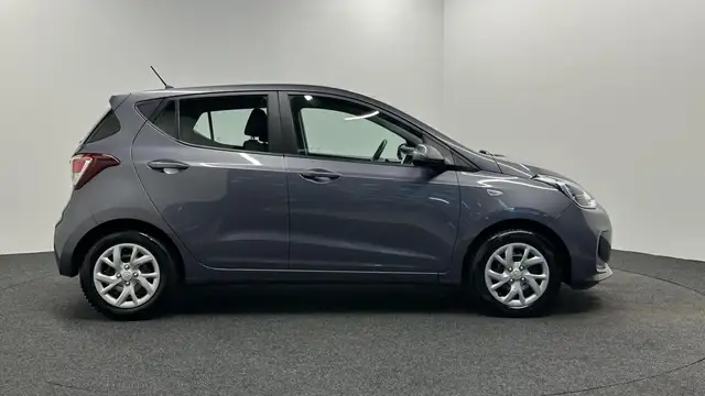 Hyundai I10 view 9