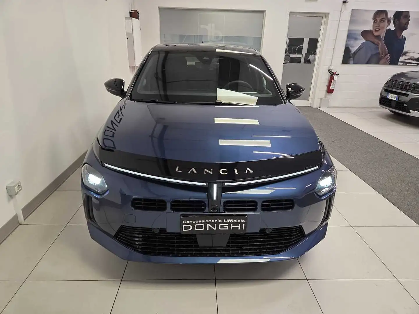 Lancia Ypsilon LX Hybrid 100cv e-DCT AZIENDALE! Albastru - 2