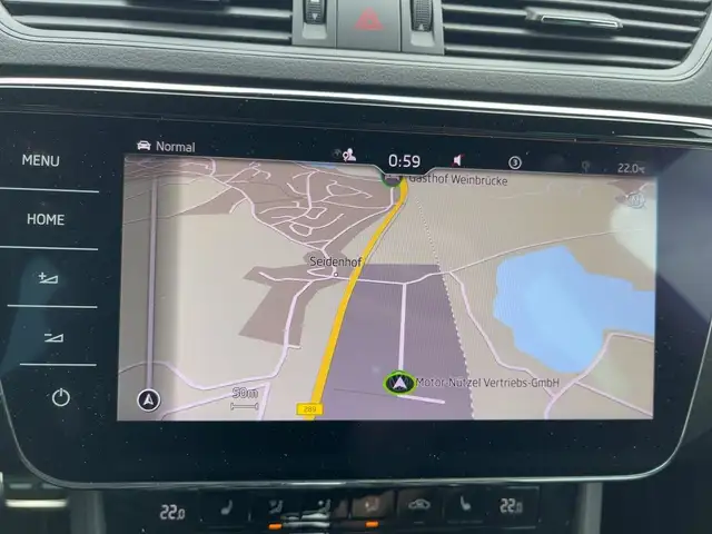 Skoda Superb view 11