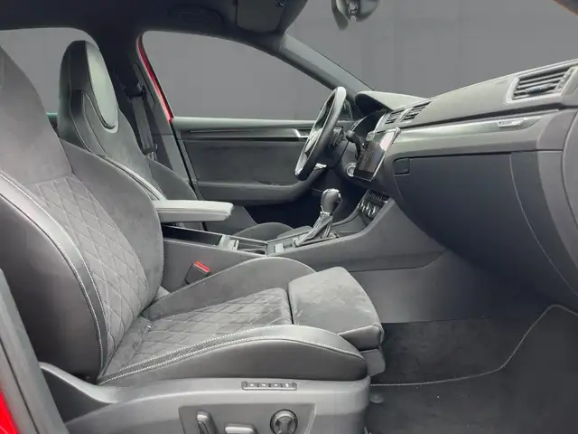 Skoda Superb view 12