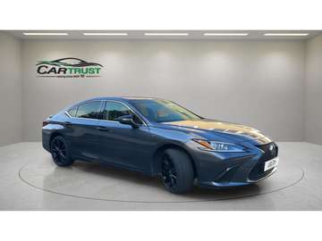 300h Sedan, F Sport Design, TNGA