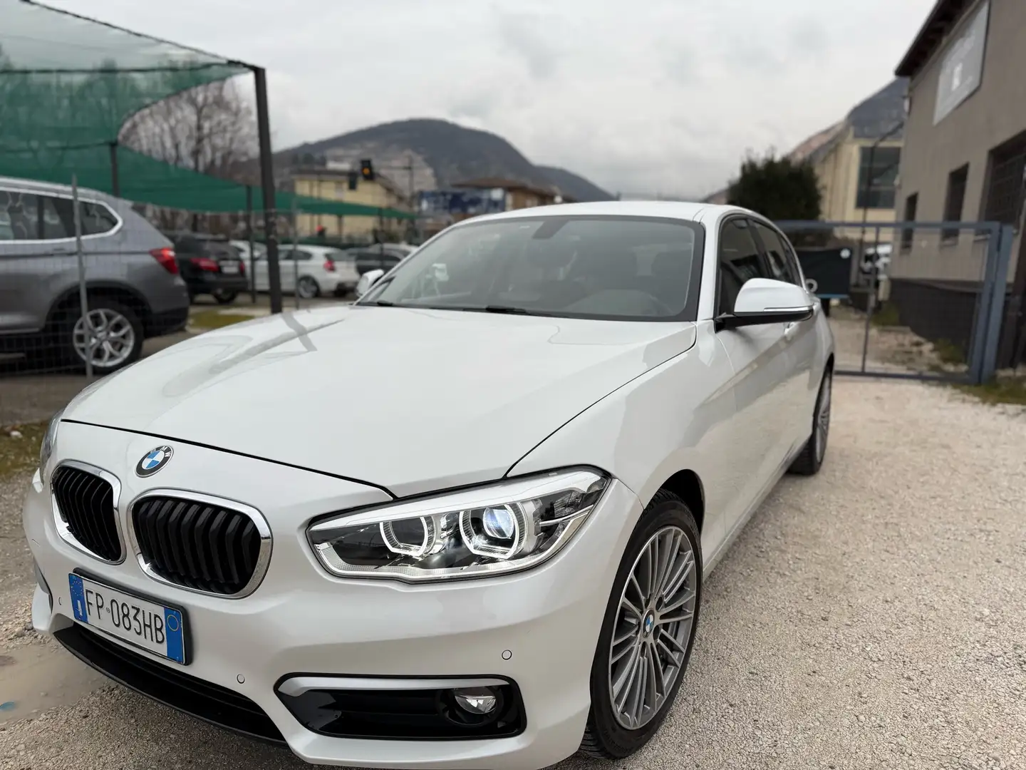 BMW 116 116d 5p Sport my18 Led +Navi+Pelle ok Neopatentati Bianco - 1