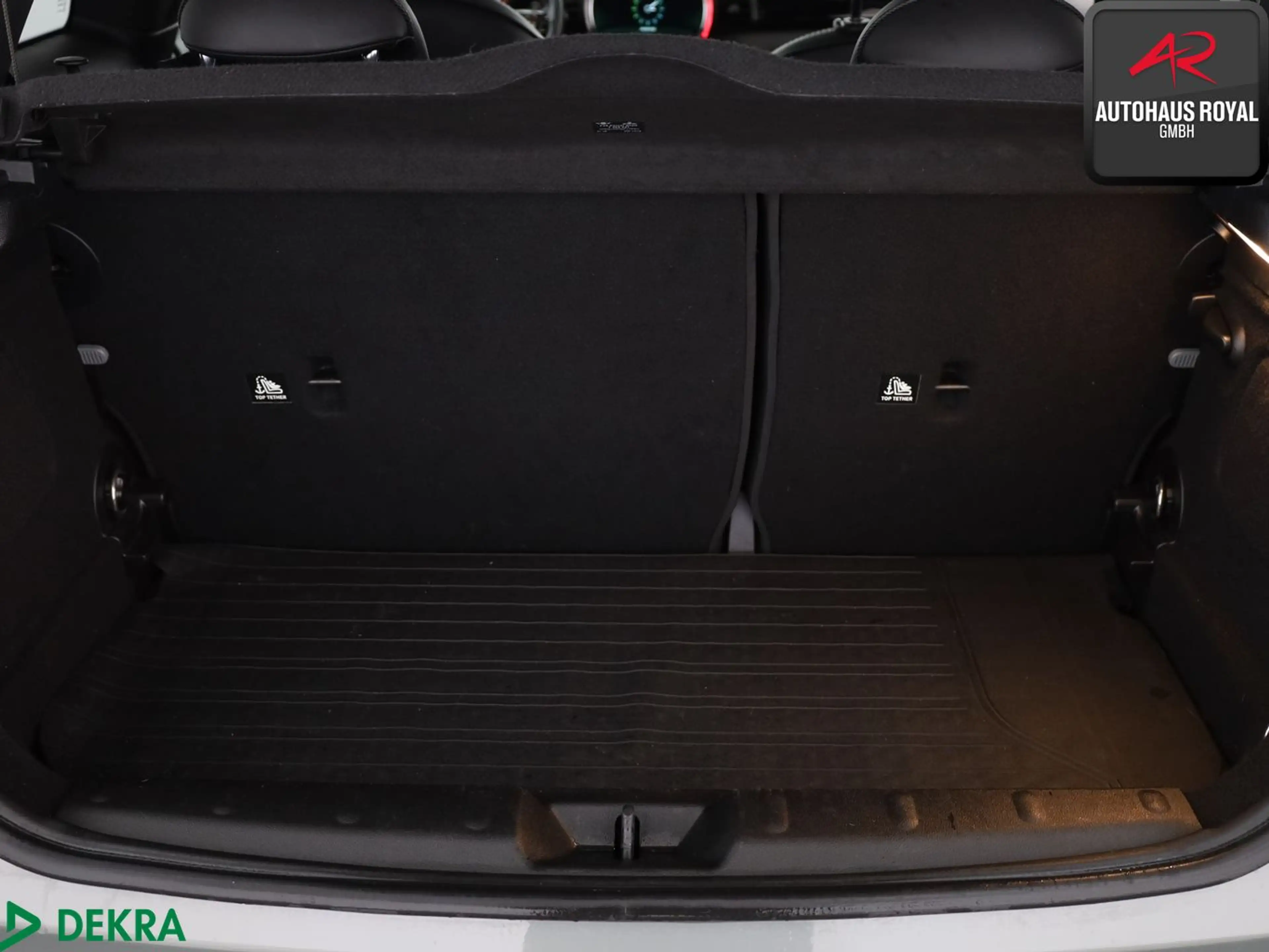 MINI Cooper John Cooper Works HARMAN/KARDON,HUD,PANO — photo 12