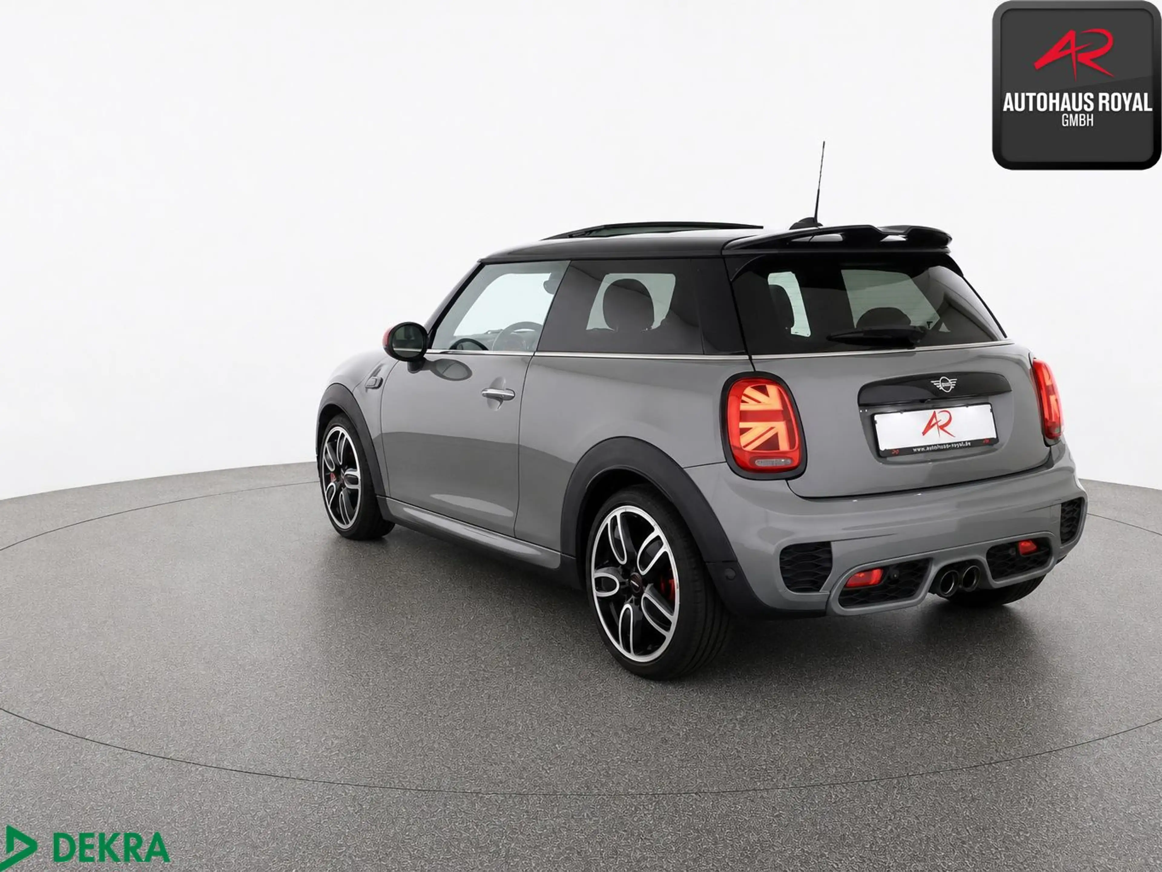 MINI Cooper John Cooper Works HARMAN/KARDON,HUD,PANO — photo 3