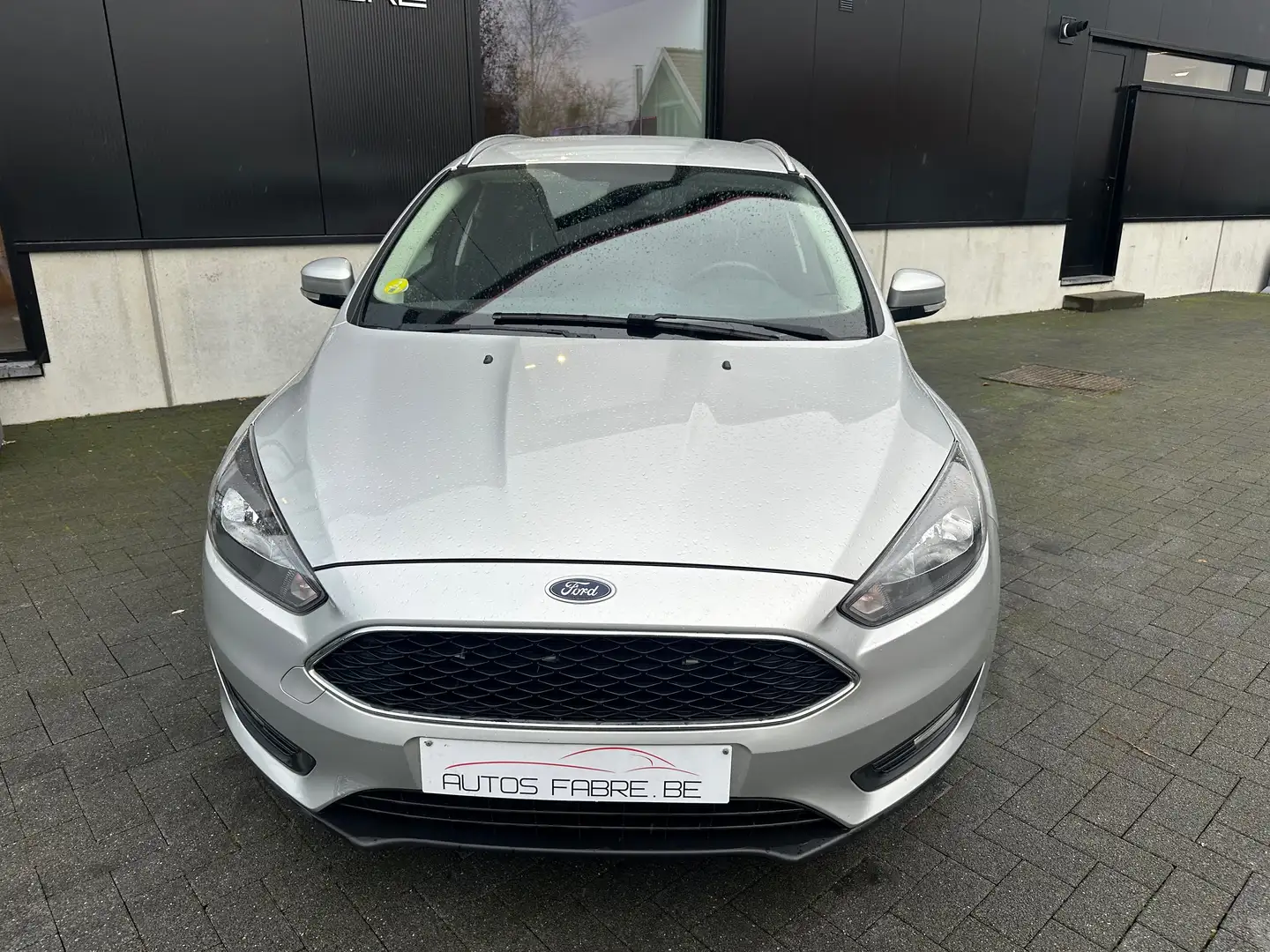 Ford Focus 1.5 TDCi Break 86000km Silber - 2