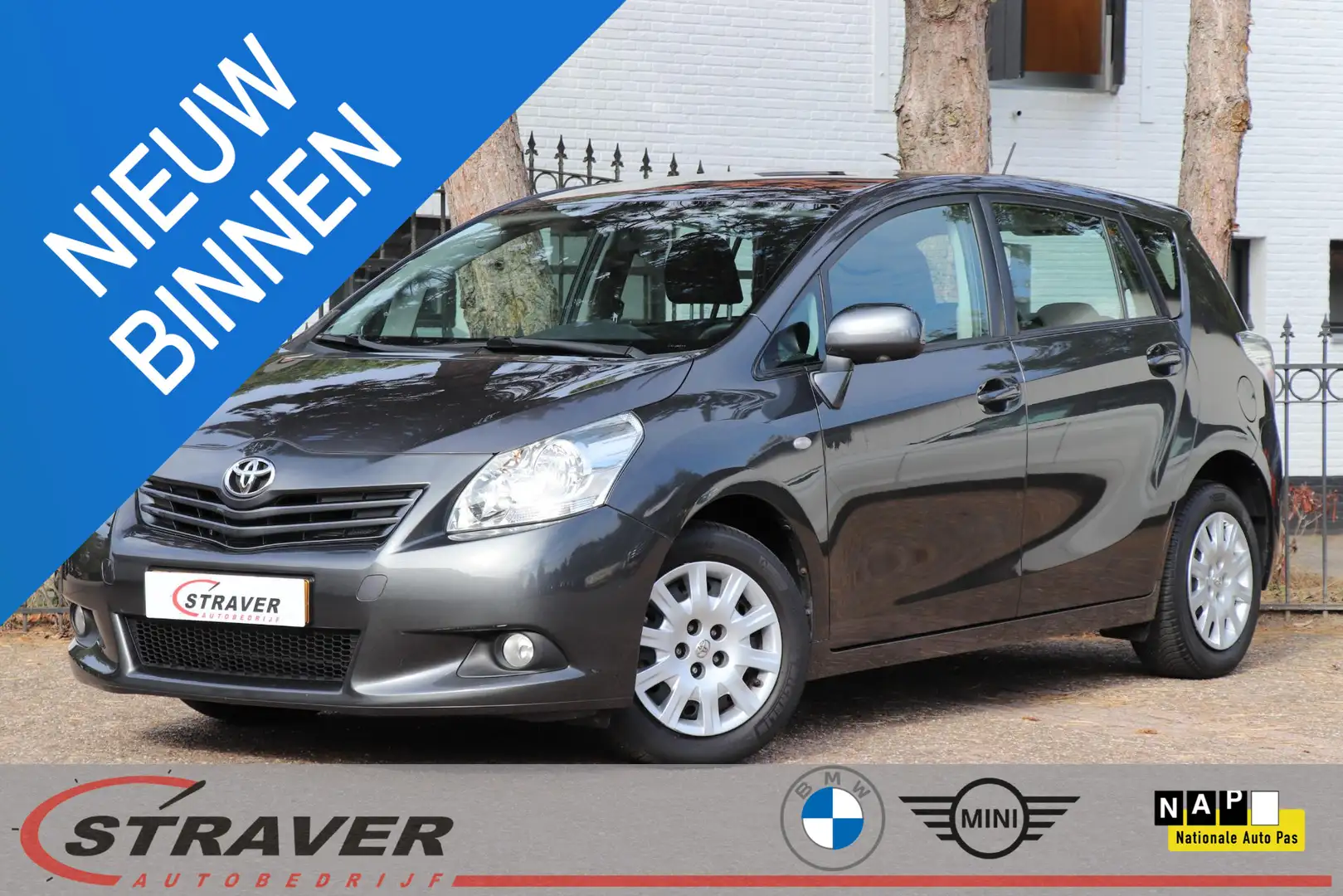Toyota Verso 1.8 VVT-i Aspiration 7p. |Eerste eigenaar |Navigat Gris - 1