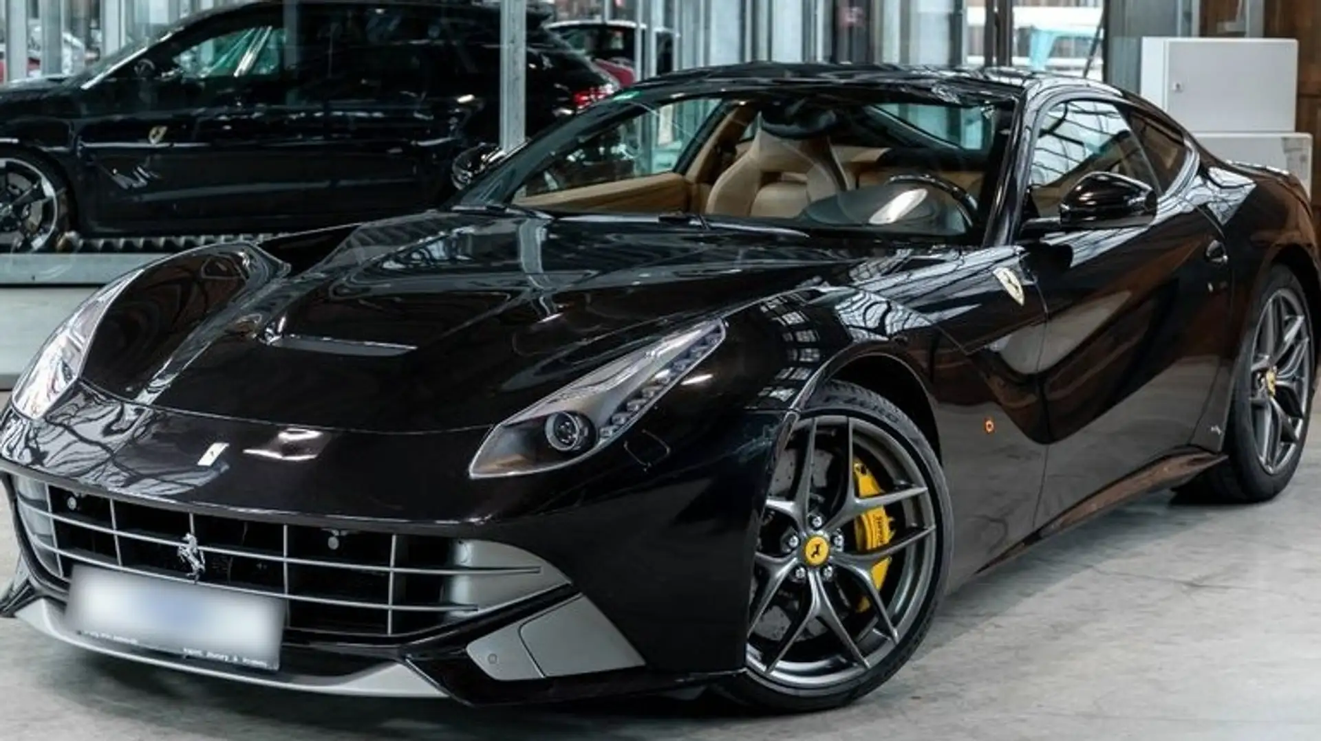 Ferrari F12 F12berlinetta Černá - 1