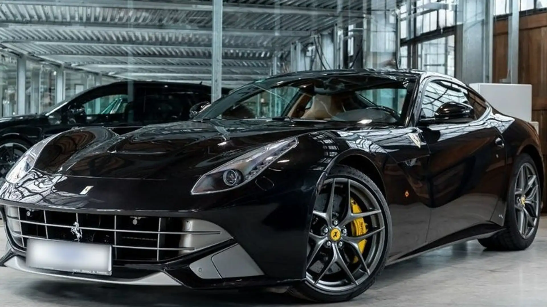 Ferrari F12 F12berlinetta Černá - 2