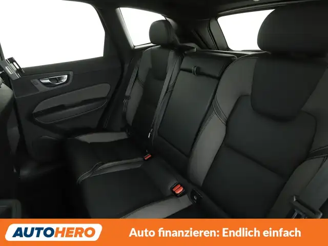 Volvo XC60 view 14
